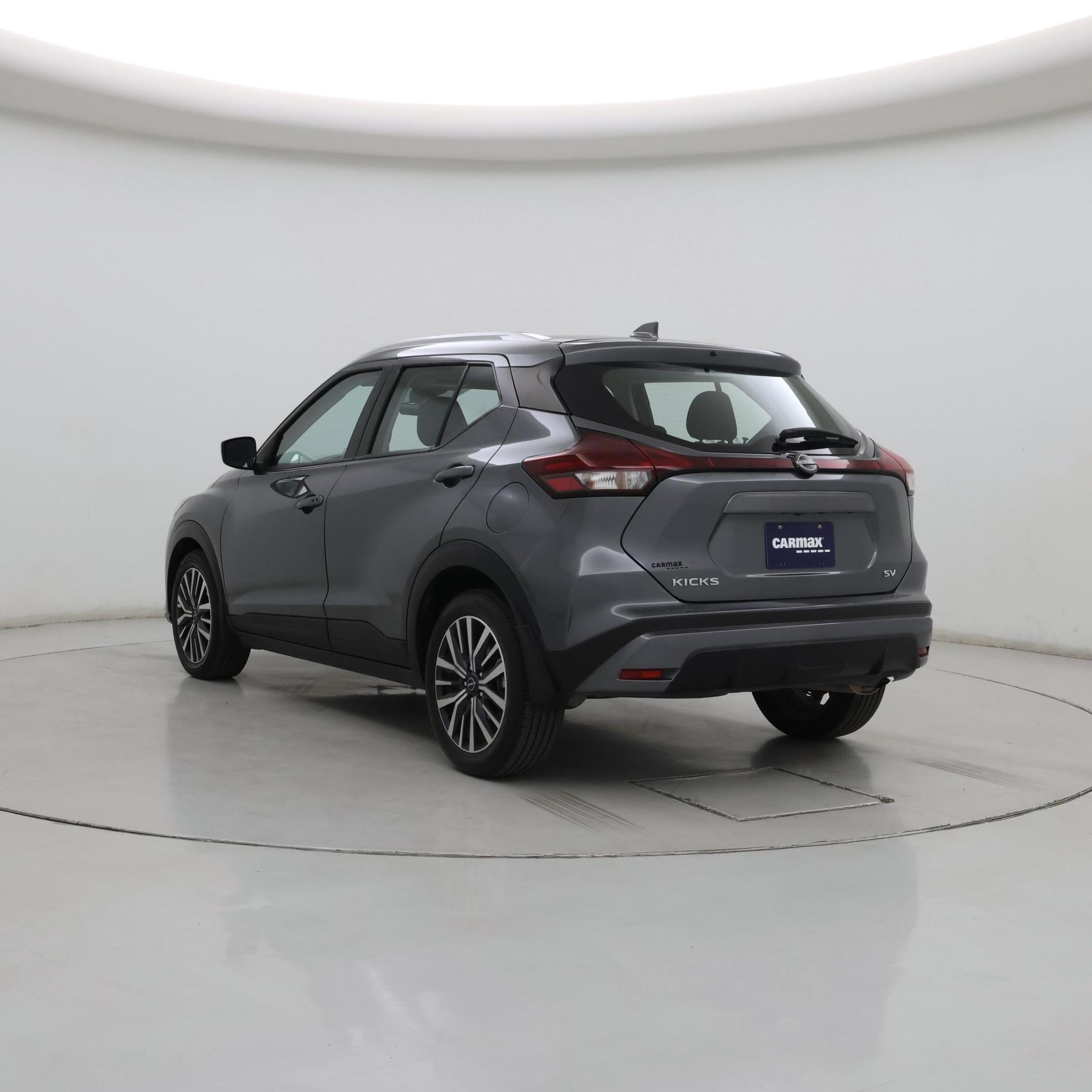 Thumbnail: 2023 Nissan Kicks - 2