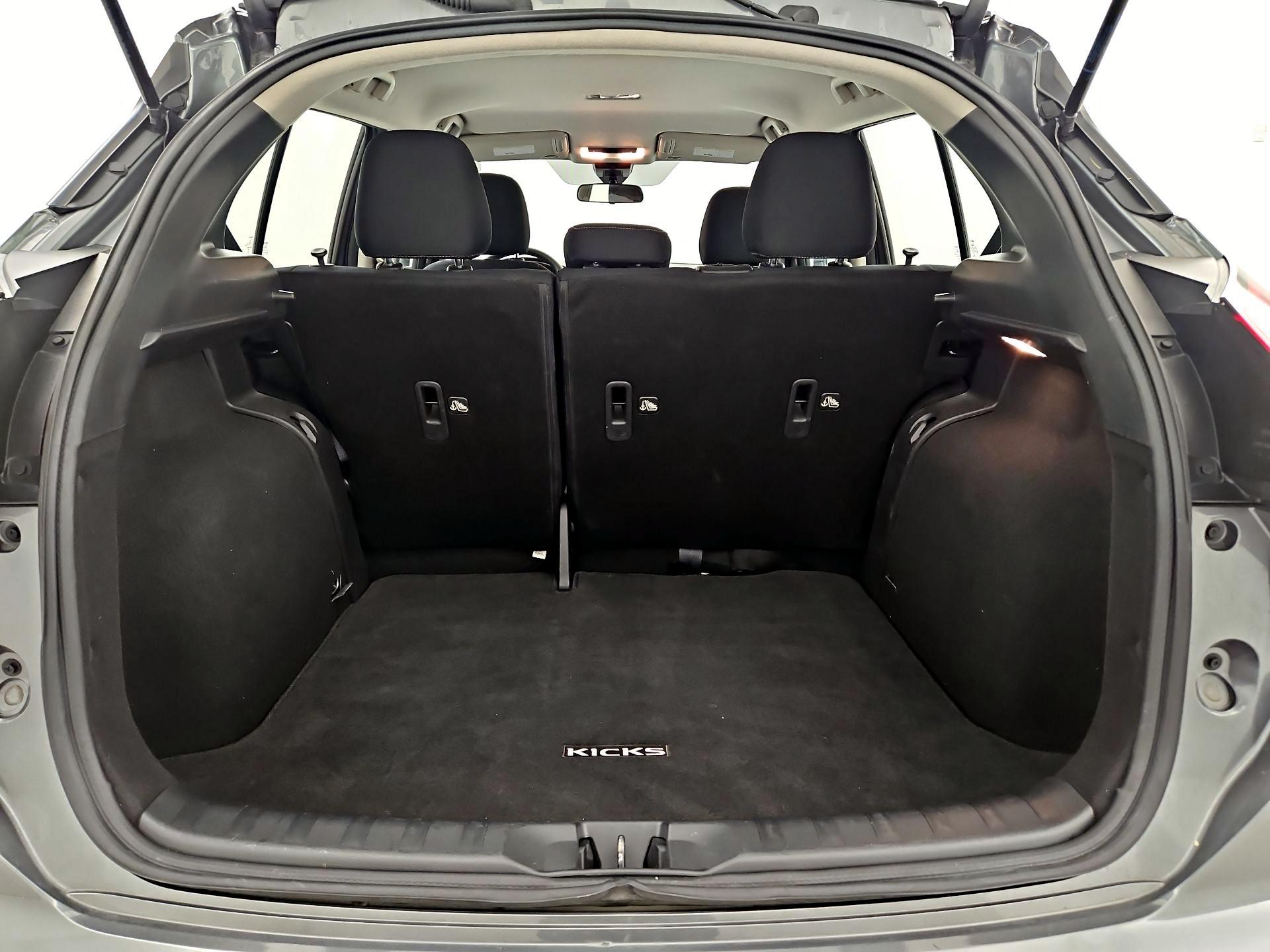 Thumbnail: 2023 Nissan Kicks - 19