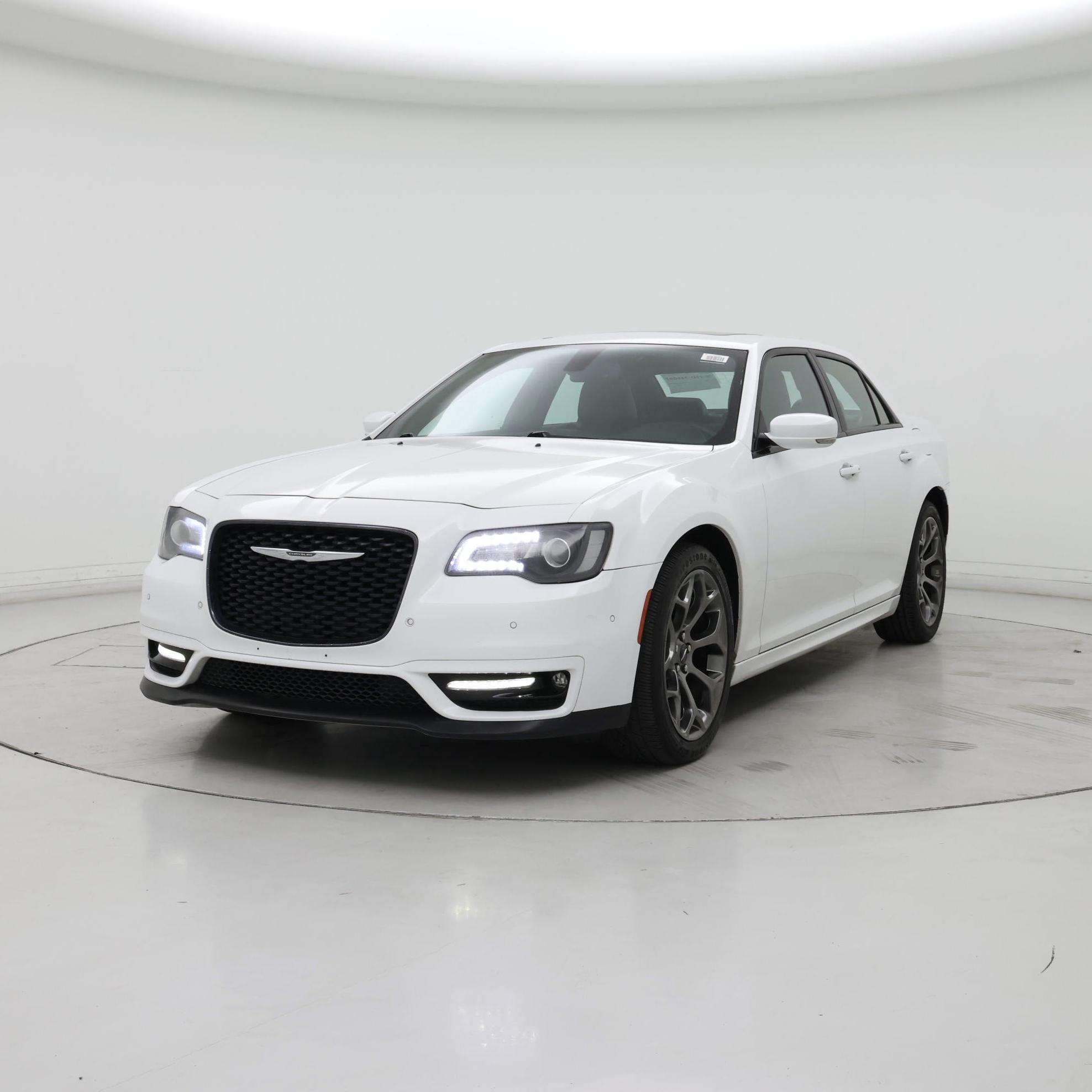 Thumbnail: 2018 Chrysler 300 - 4