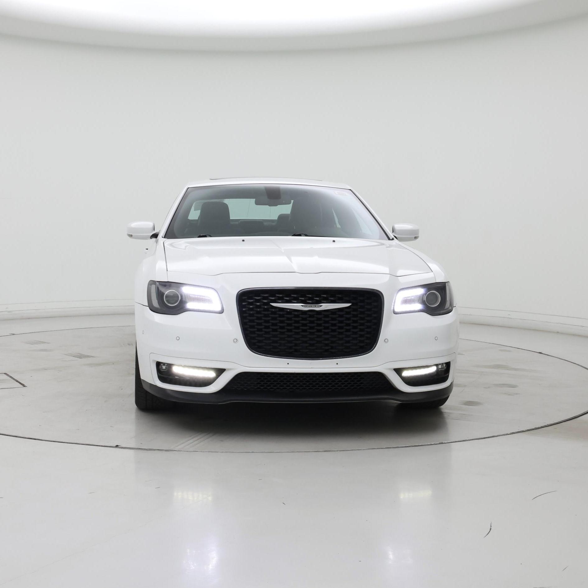 Thumbnail: 2018 Chrysler 300 - 5
