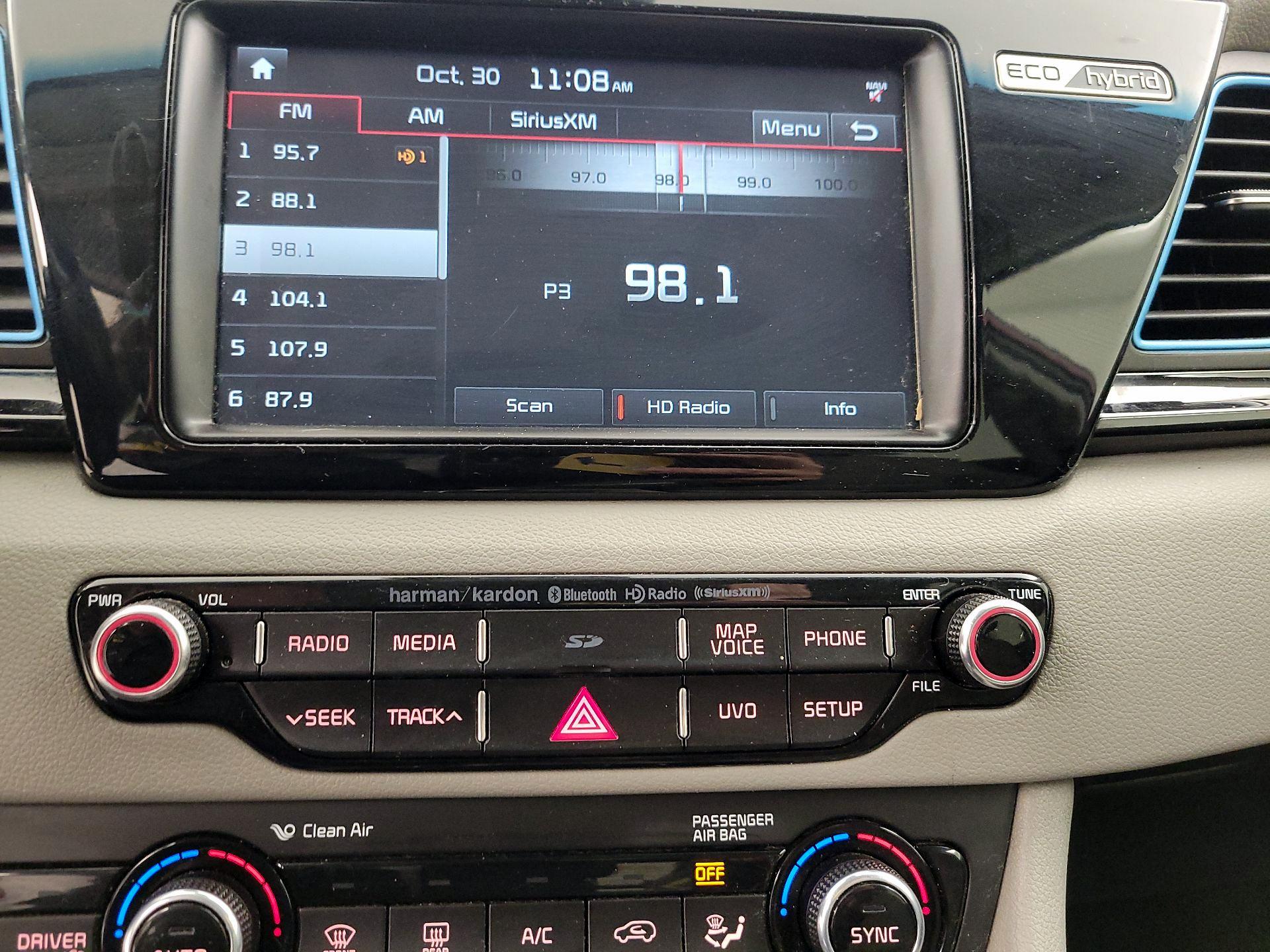 Thumbnail: 2018 Kia Niro - 16