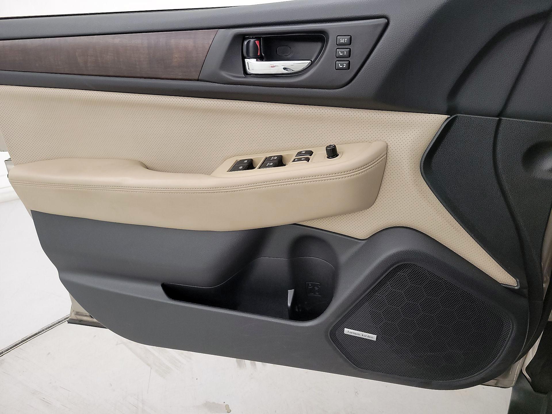Thumbnail: 2015 Subaru Outback - 12