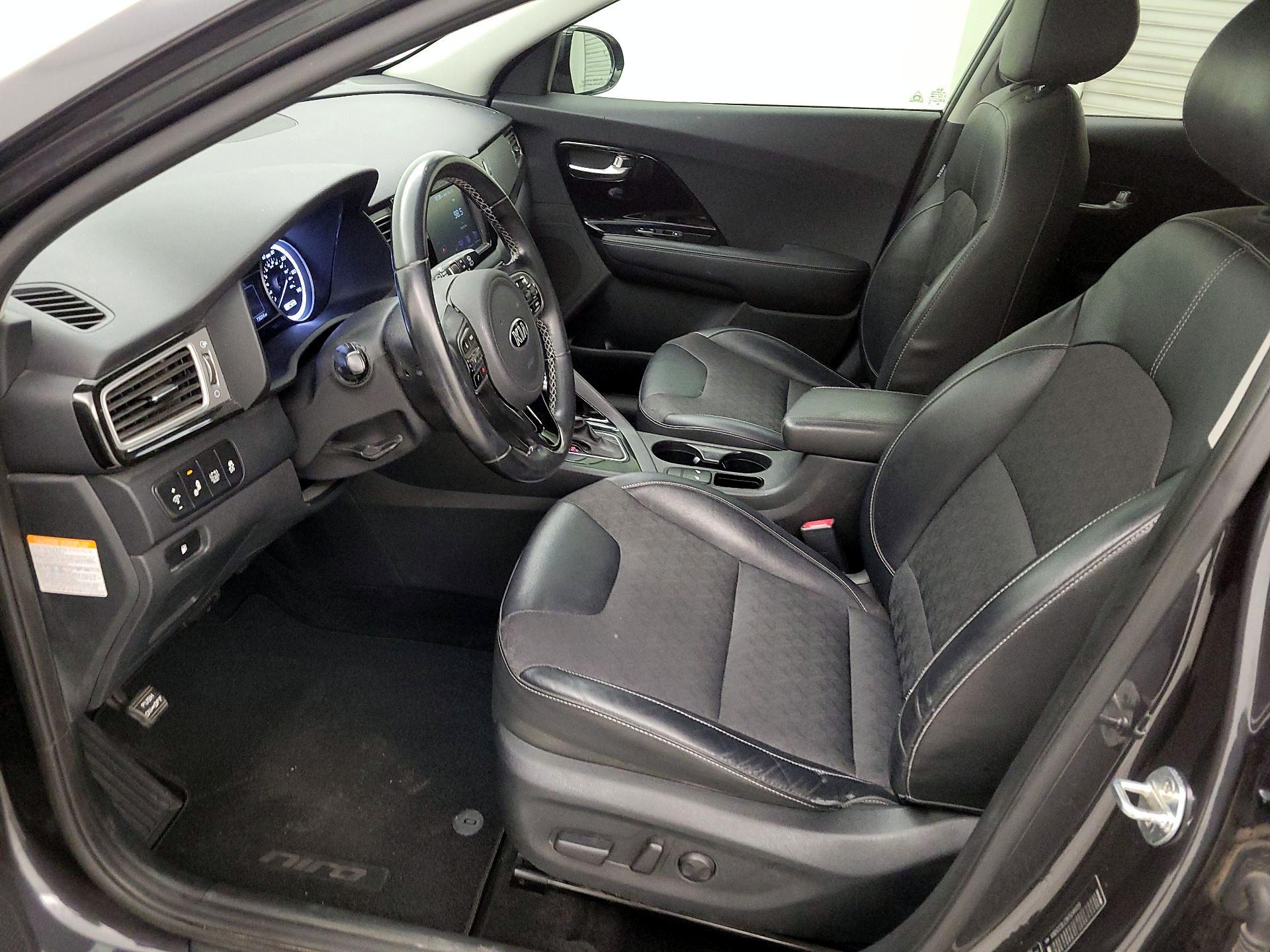 Thumbnail: 2019 Kia Niro - 11