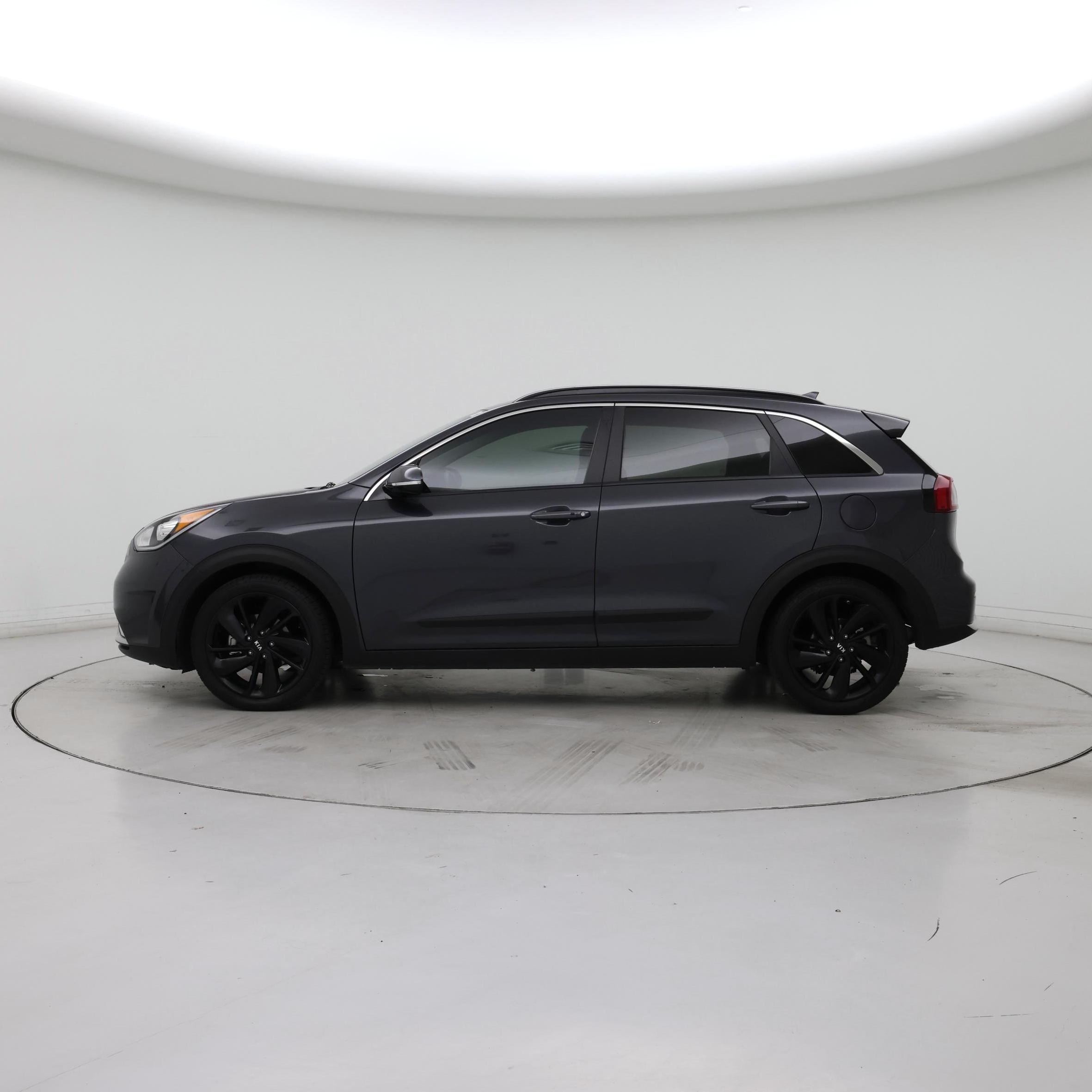 Thumbnail: 2019 Kia Niro - 3