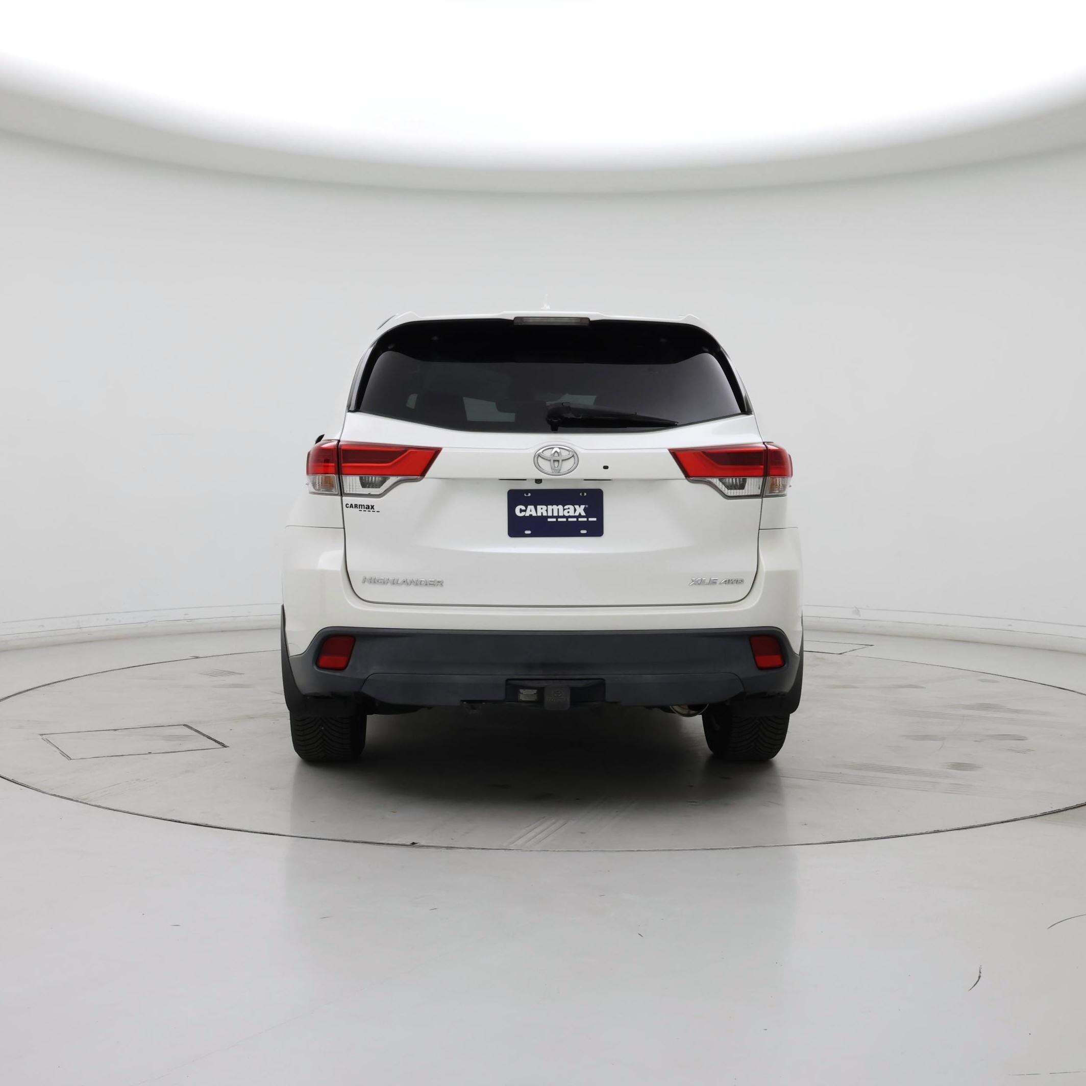 Thumbnail: 2017 Toyota Highlander - 6