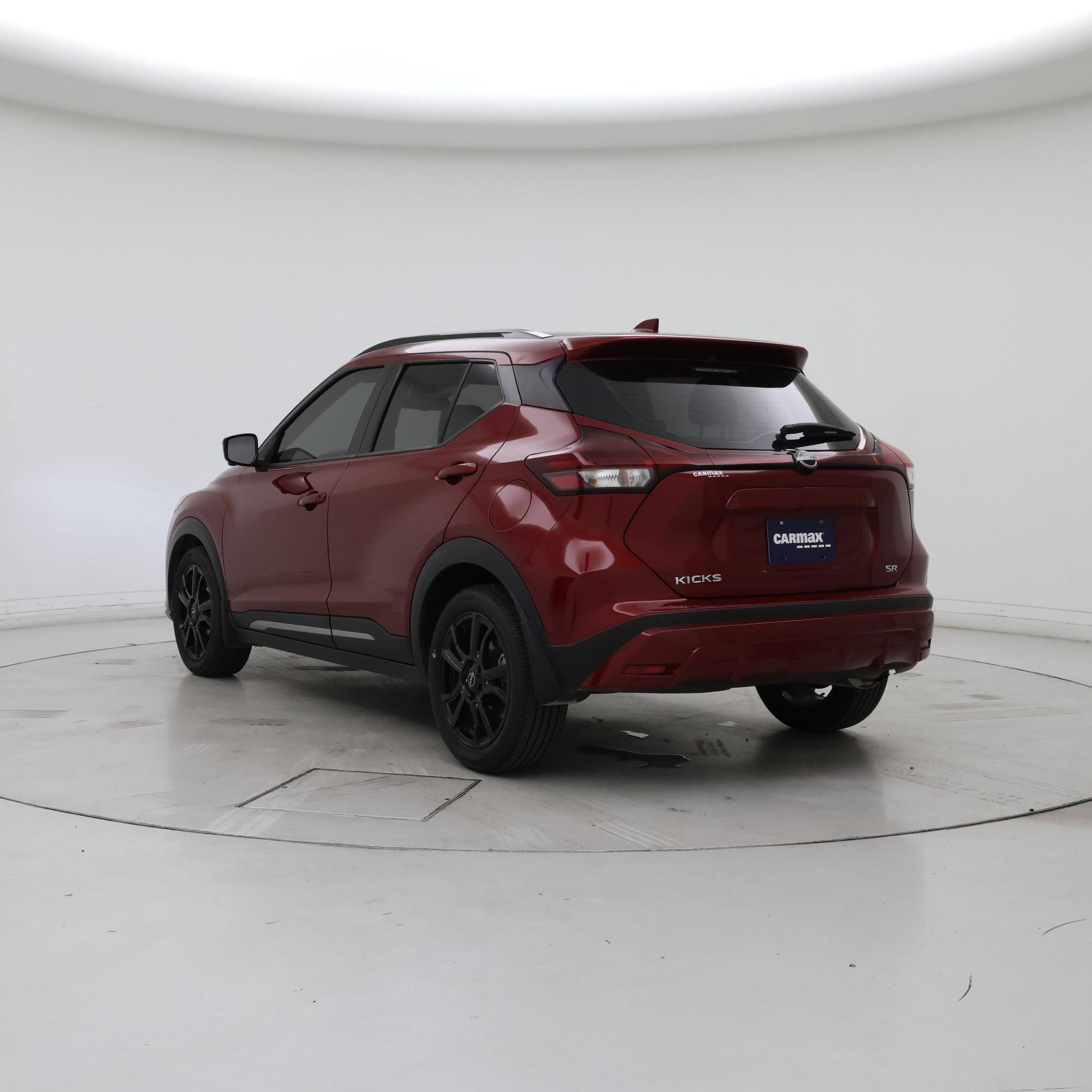 Thumbnail: 2023 Nissan Kicks - 2
