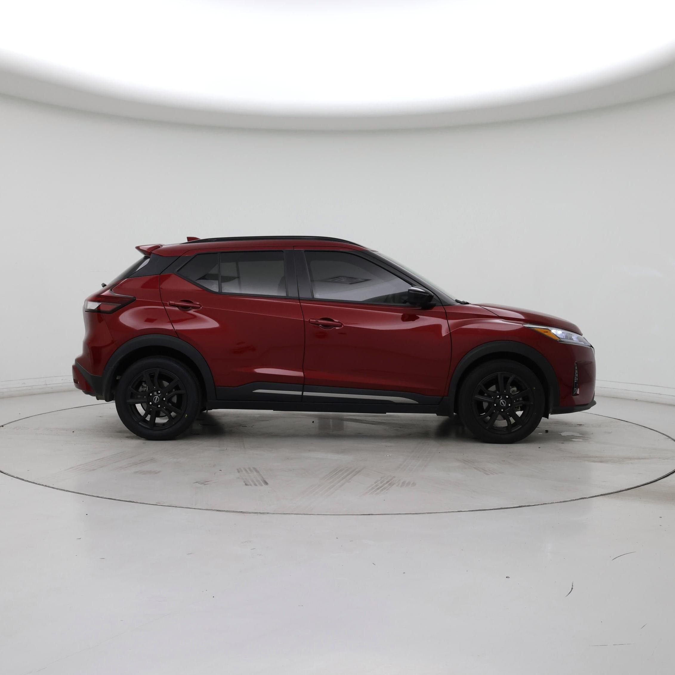 Thumbnail: 2023 Nissan Kicks - 7