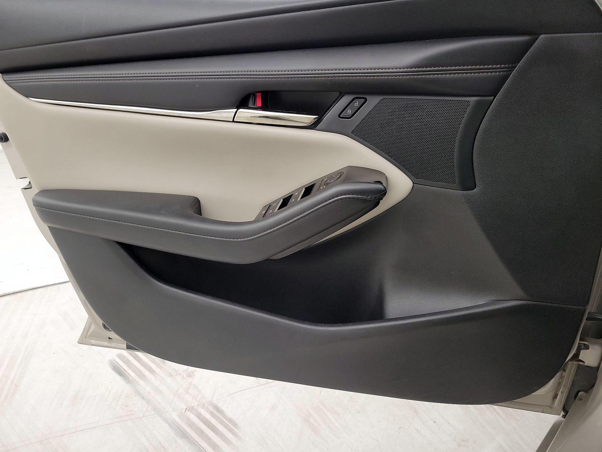 Thumbnail: 2023 Mazda Mazda3 - 12