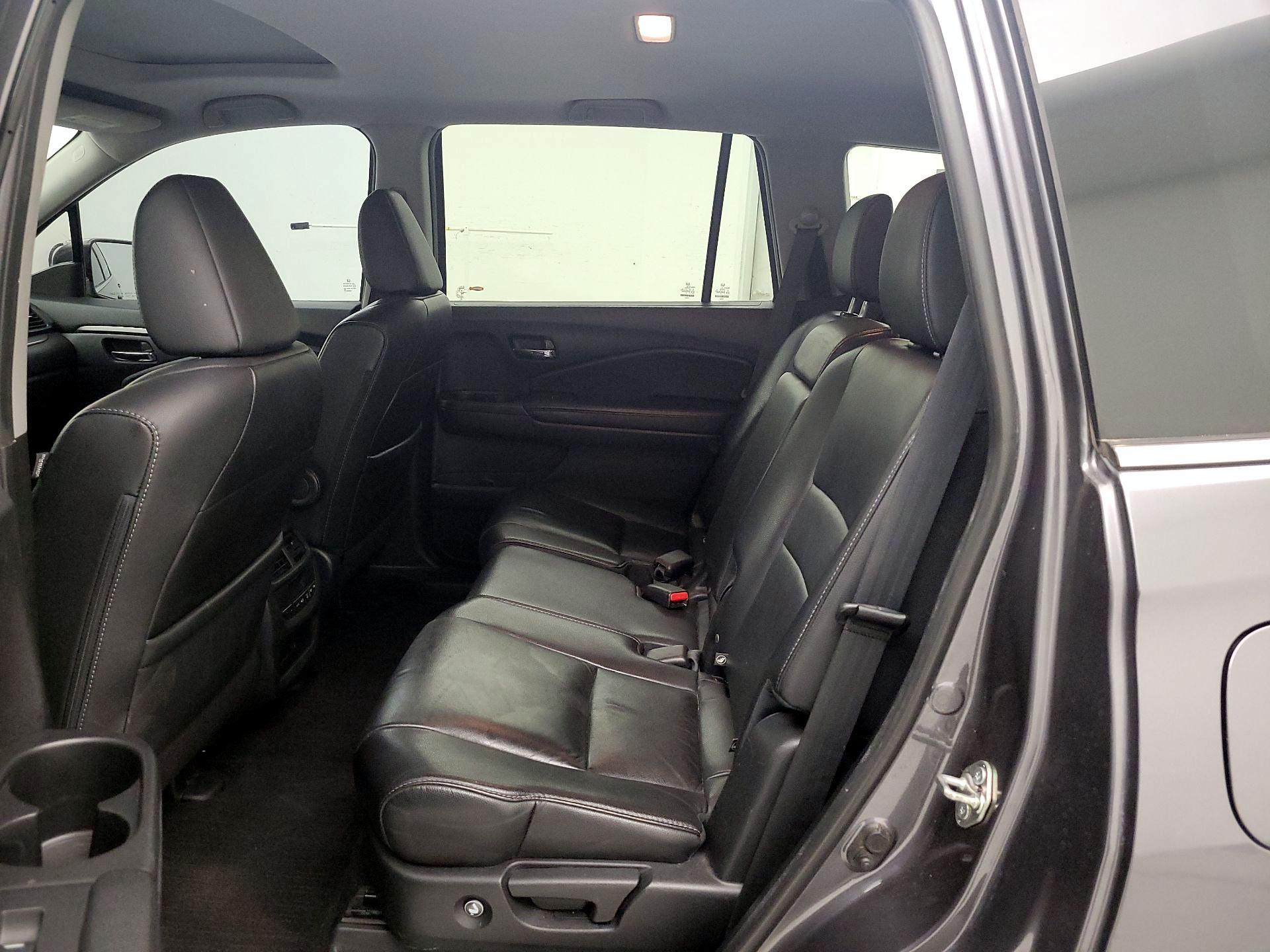 Thumbnail: 2018 Honda Pilot - 20