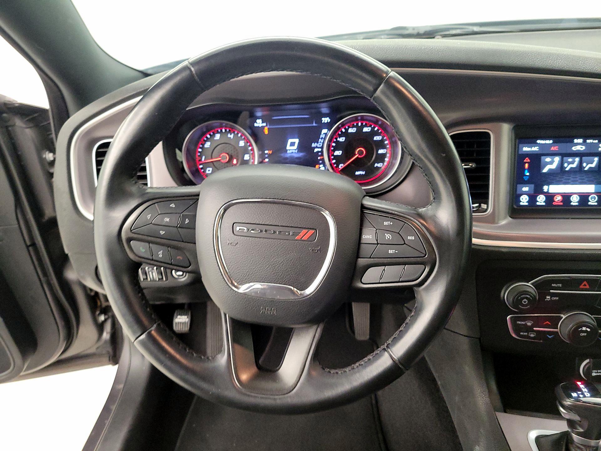 Thumbnail: 2022 Dodge Charger - 10