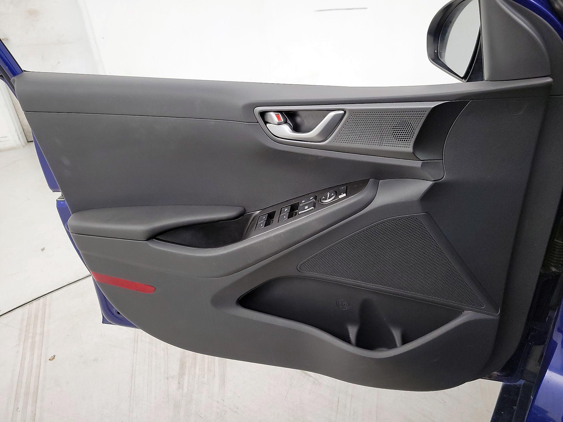 Thumbnail: 2021 Hyundai Ioniq - 12