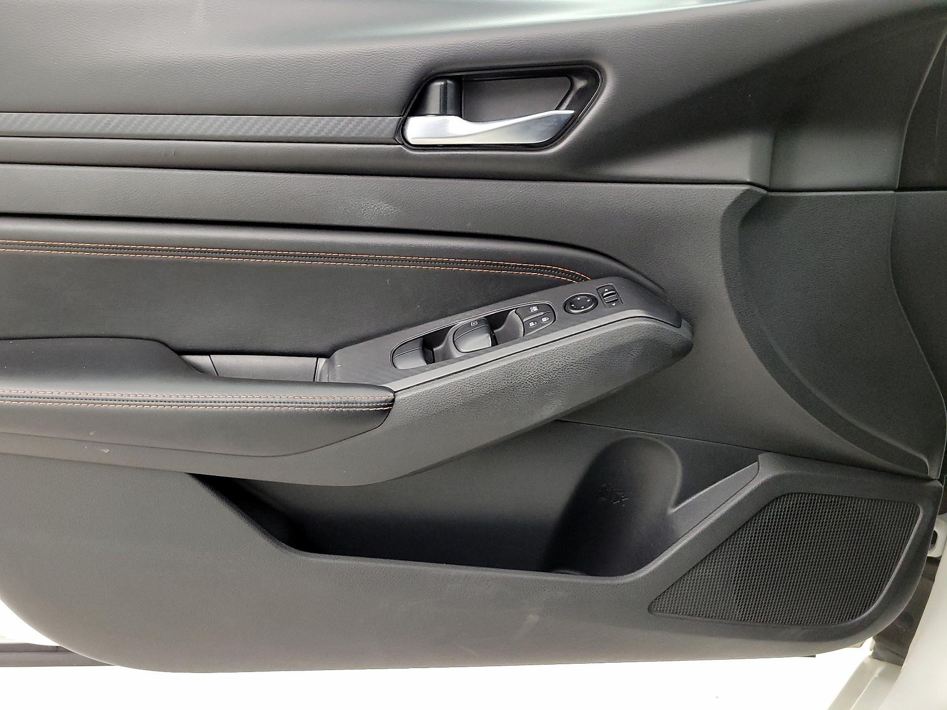 Thumbnail: 2021 Nissan Altima - 12