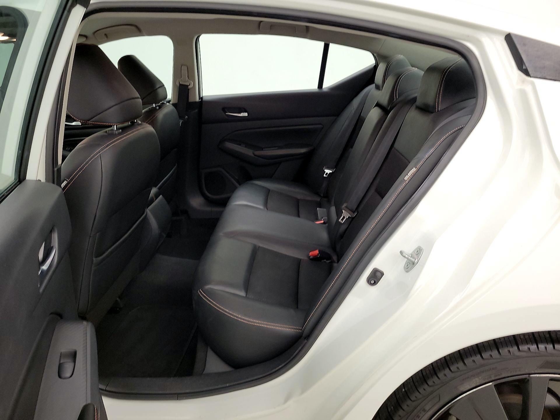 Thumbnail: 2021 Nissan Altima - 19