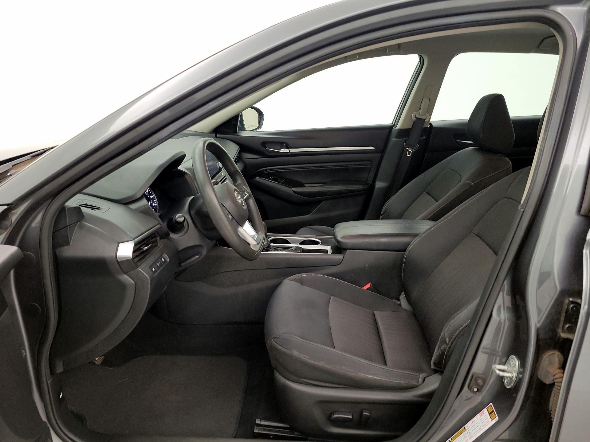 Thumbnail: 2021 Nissan Altima - 11