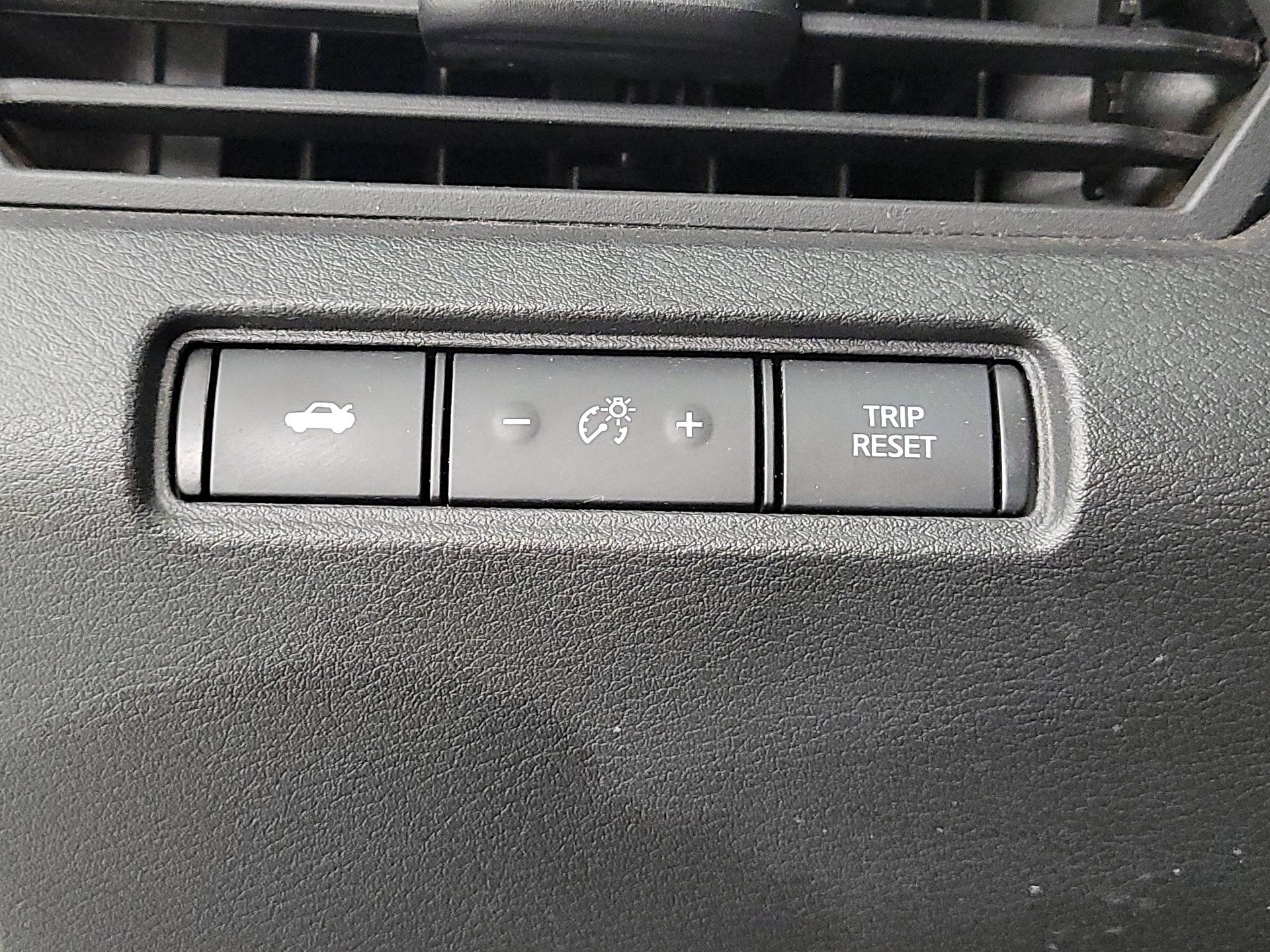 Thumbnail: 2021 Nissan Altima - 13