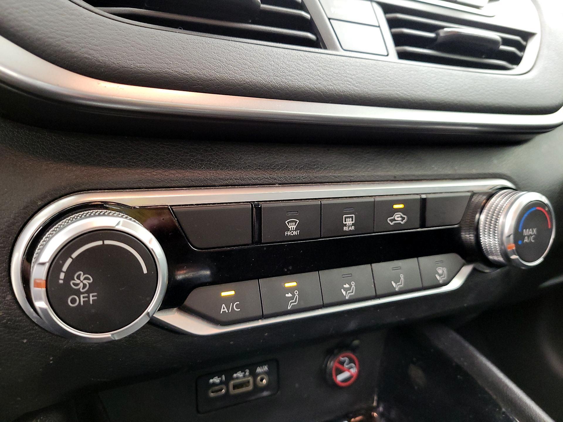 Thumbnail: 2021 Nissan Altima - 16