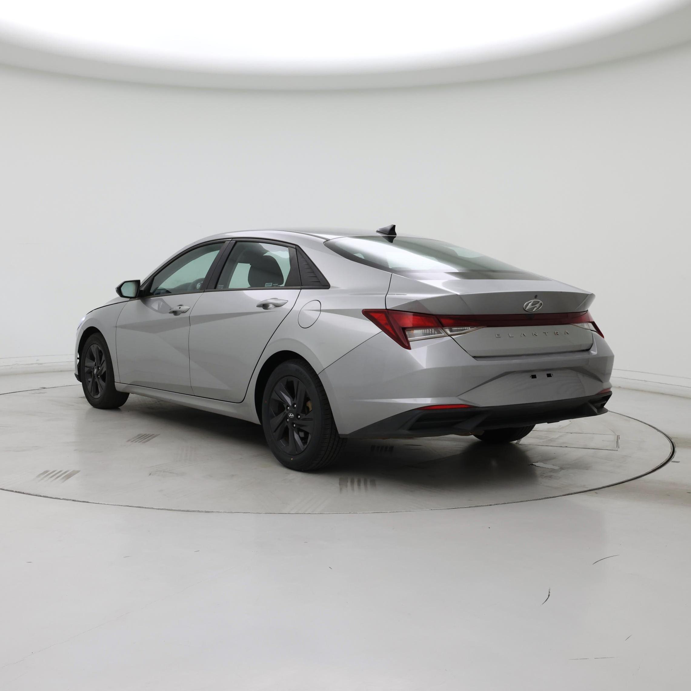 Thumbnail: 2021 Hyundai Elantra - 2