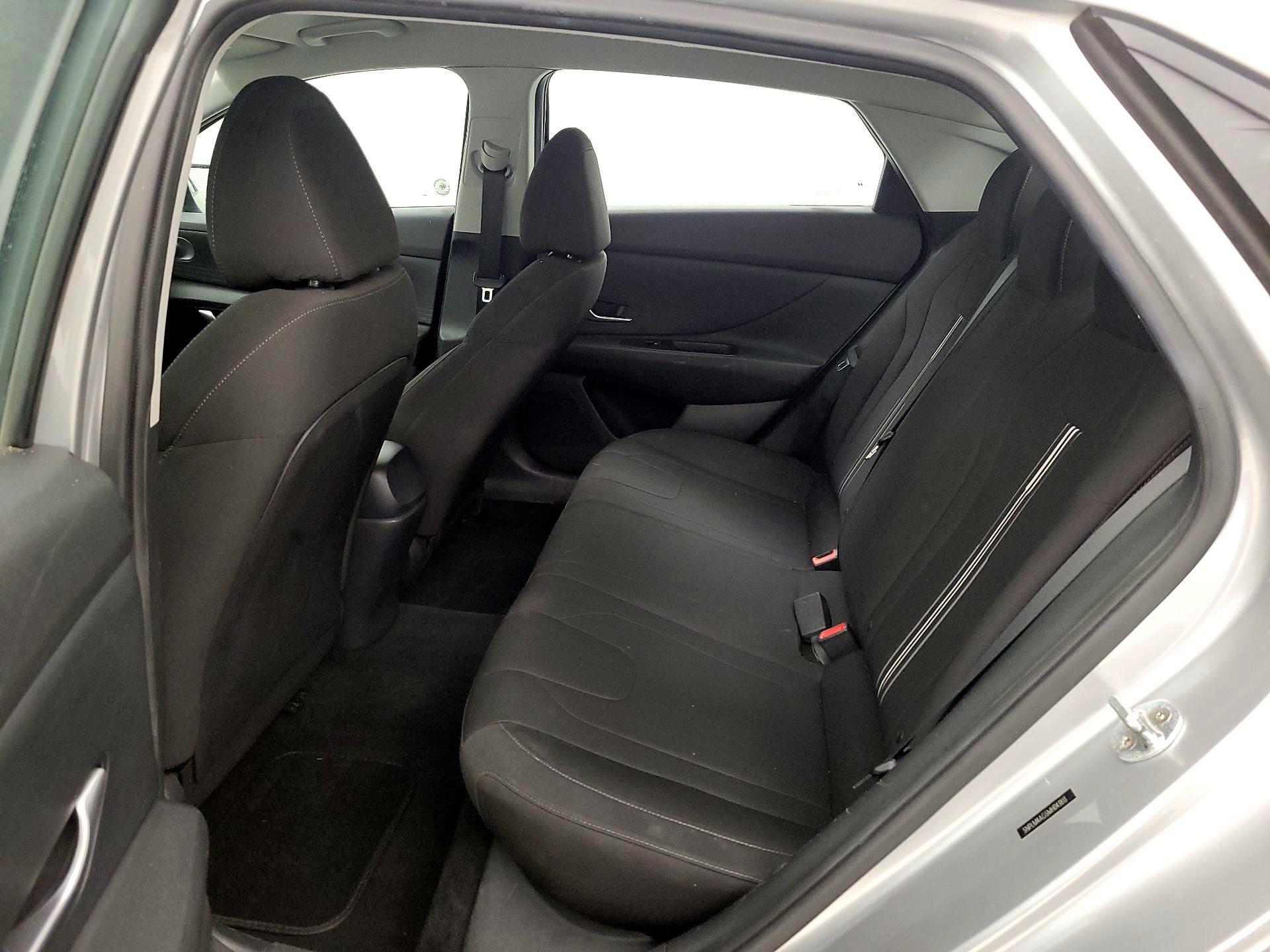 Thumbnail: 2021 Hyundai Elantra - 19