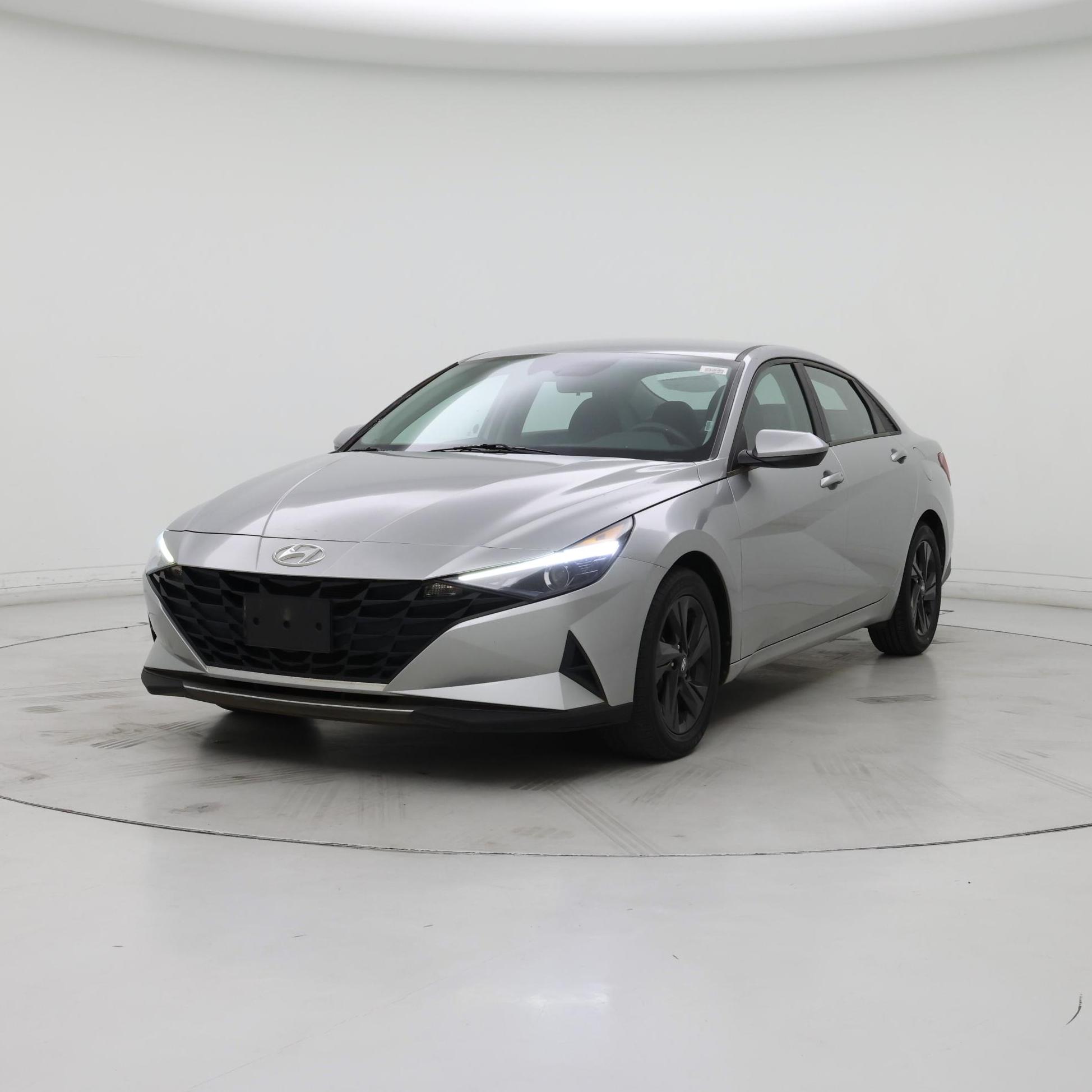 Thumbnail: 2021 Hyundai Elantra - 4