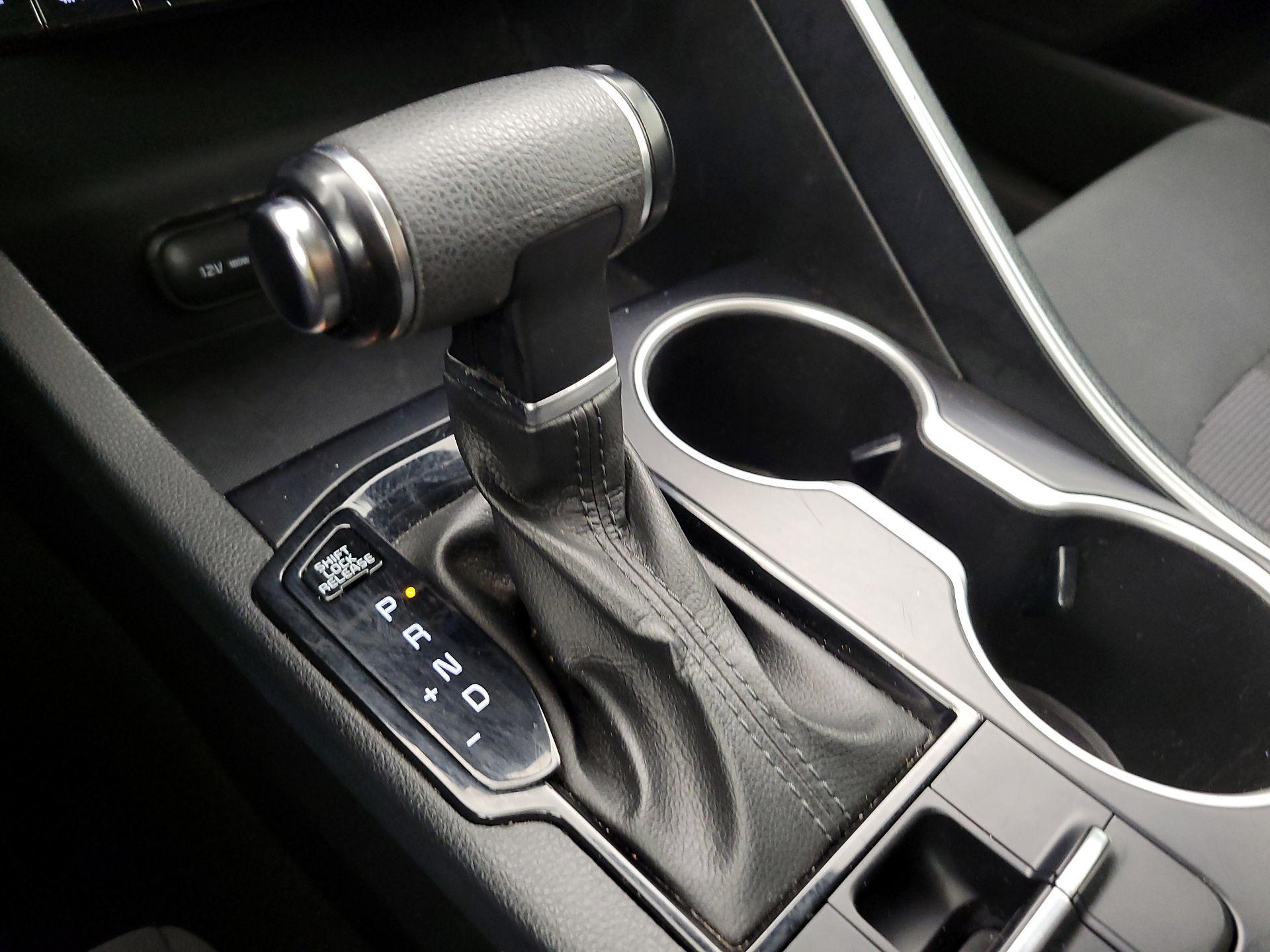 Thumbnail: 2022 Kia K5 - 17