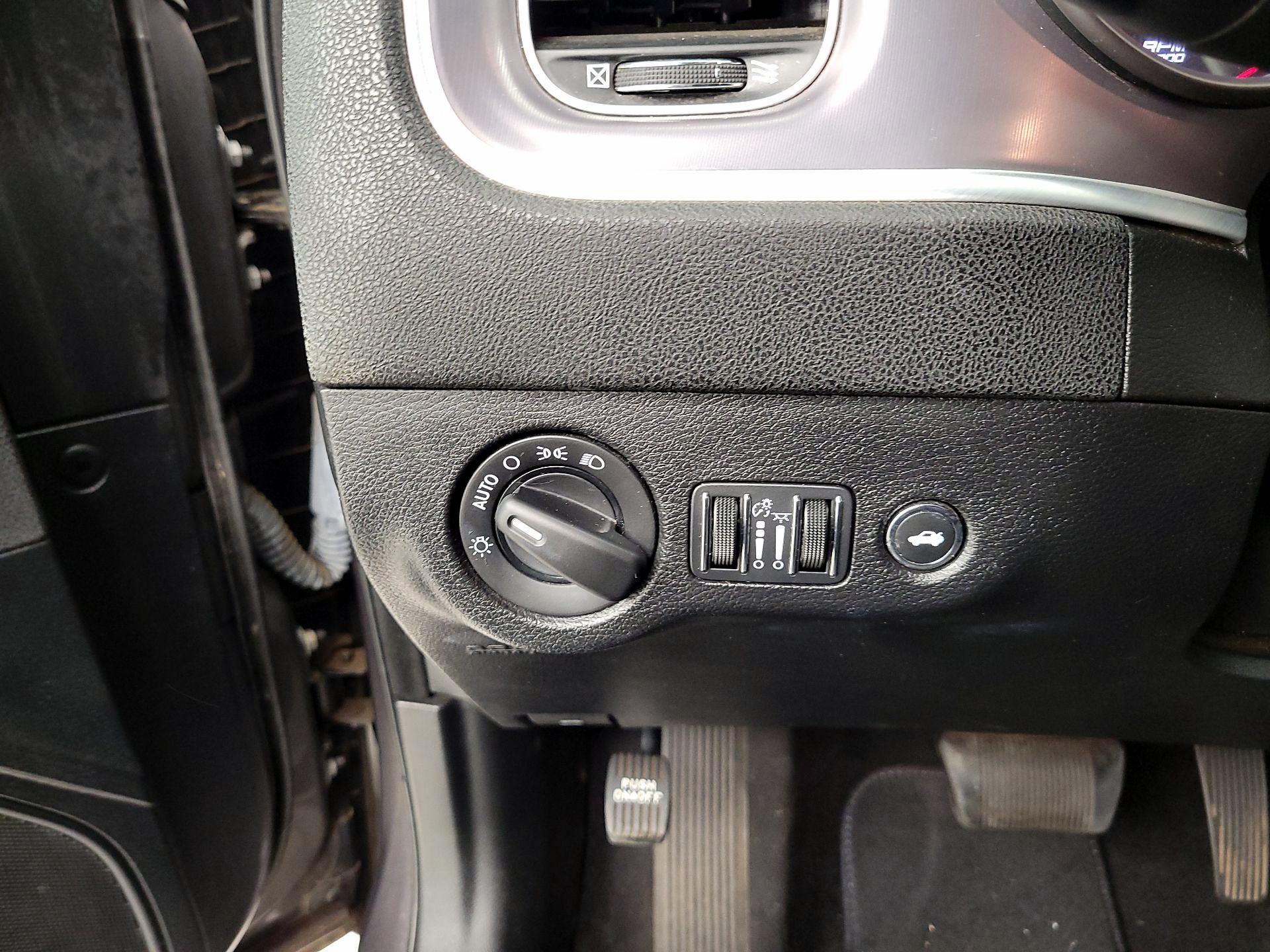 Thumbnail: 2022 Dodge Charger - 13