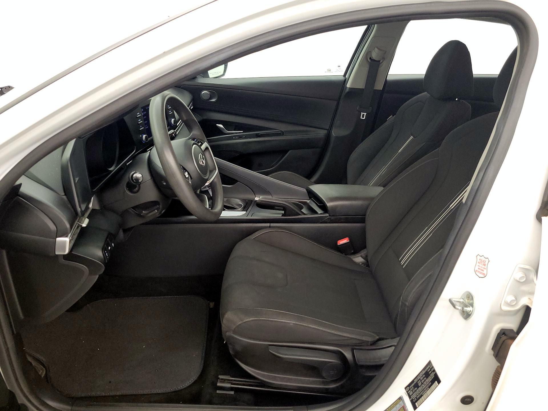 Thumbnail: 2021 Hyundai Elantra - 11