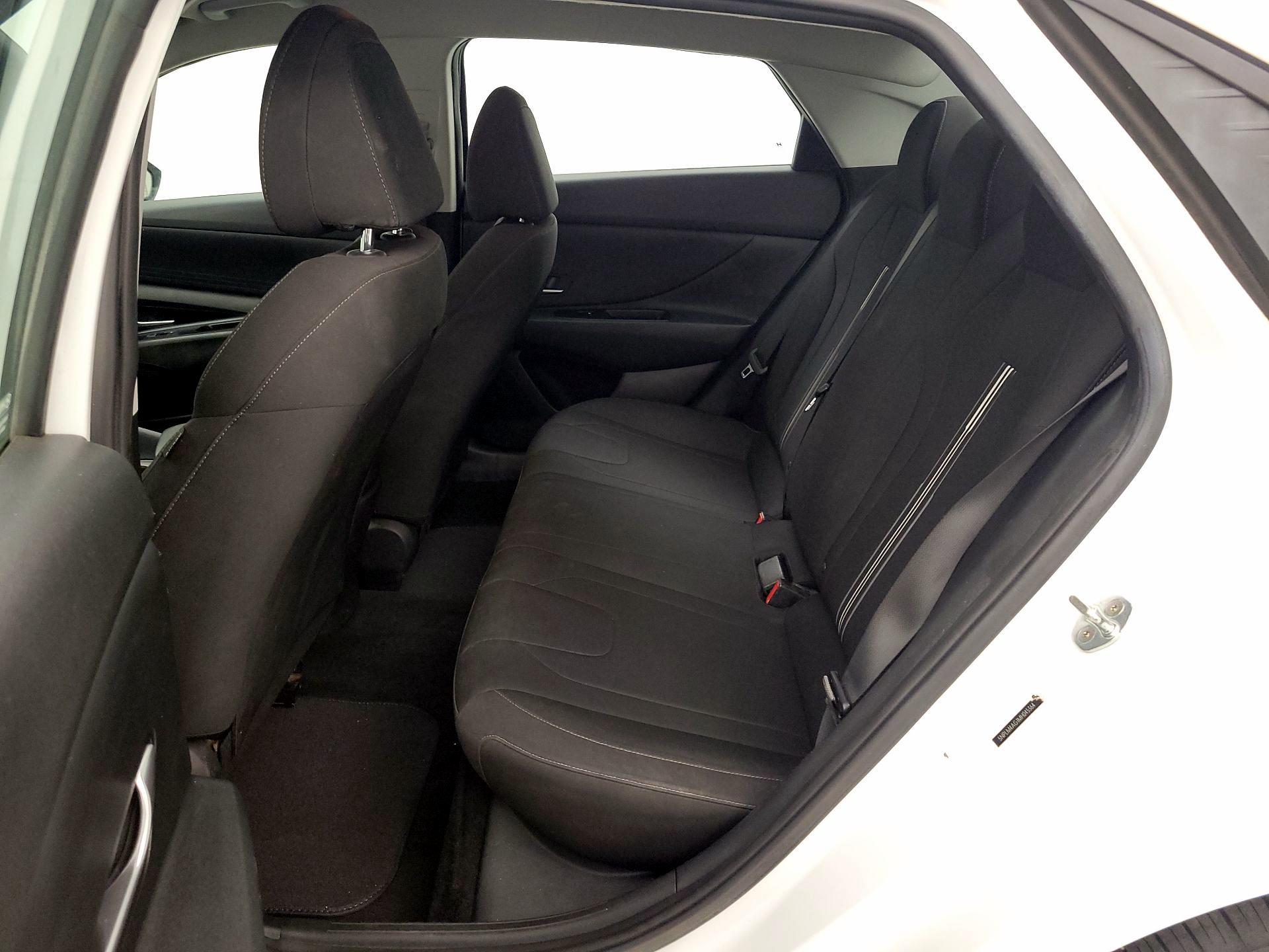 Thumbnail: 2021 Hyundai Elantra - 19