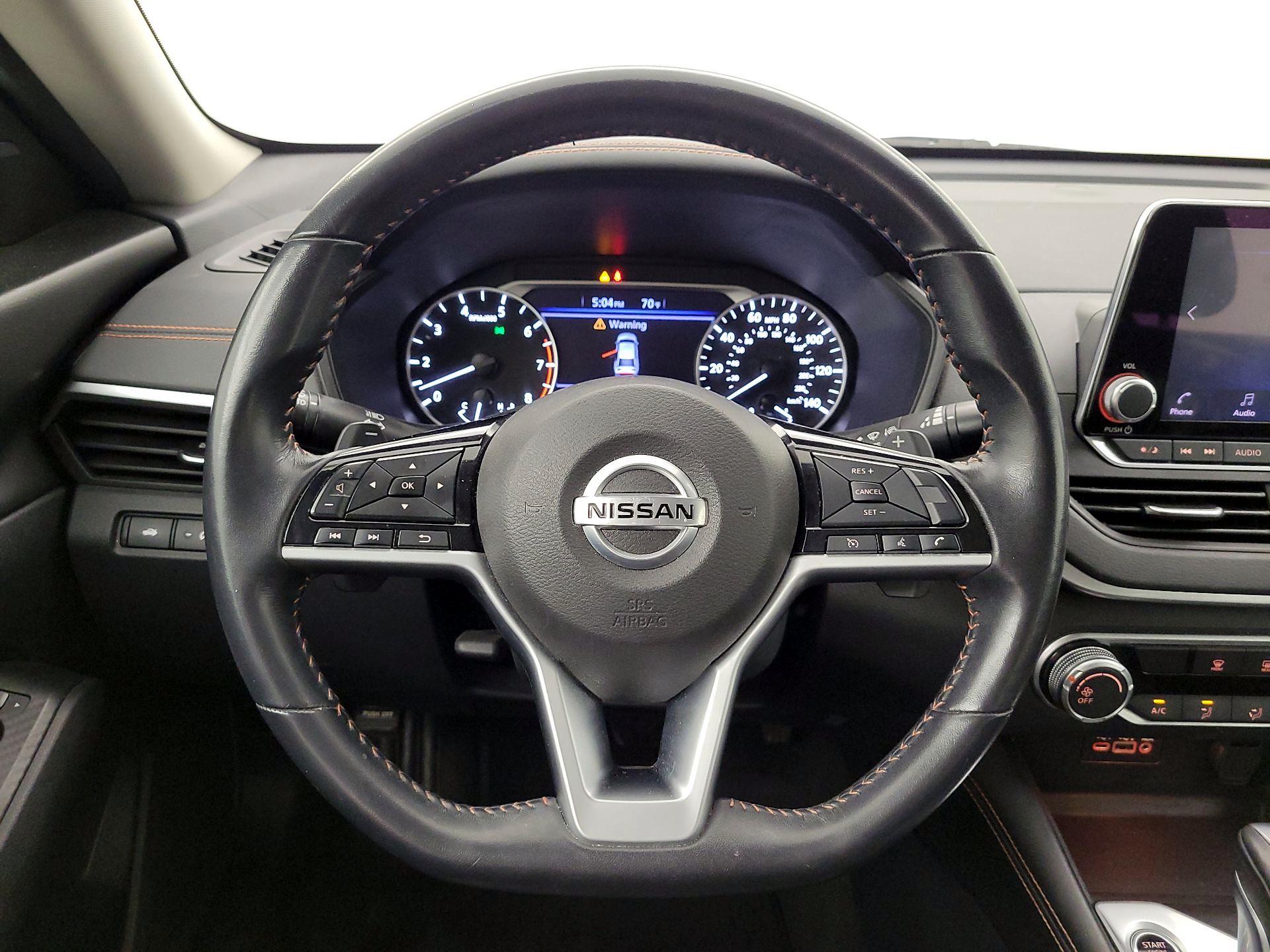 Thumbnail: 2021 Nissan Altima - 10