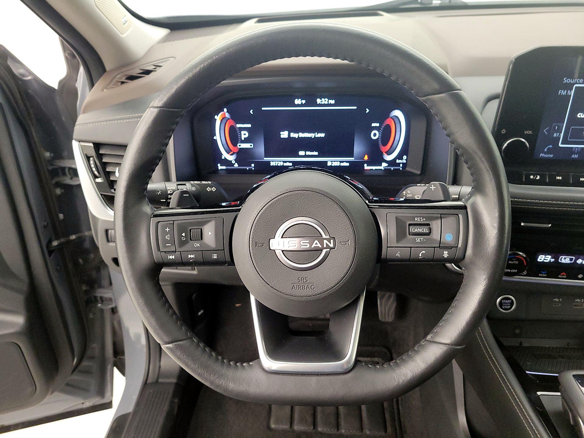 Thumbnail: 2022 Nissan Rogue - 10