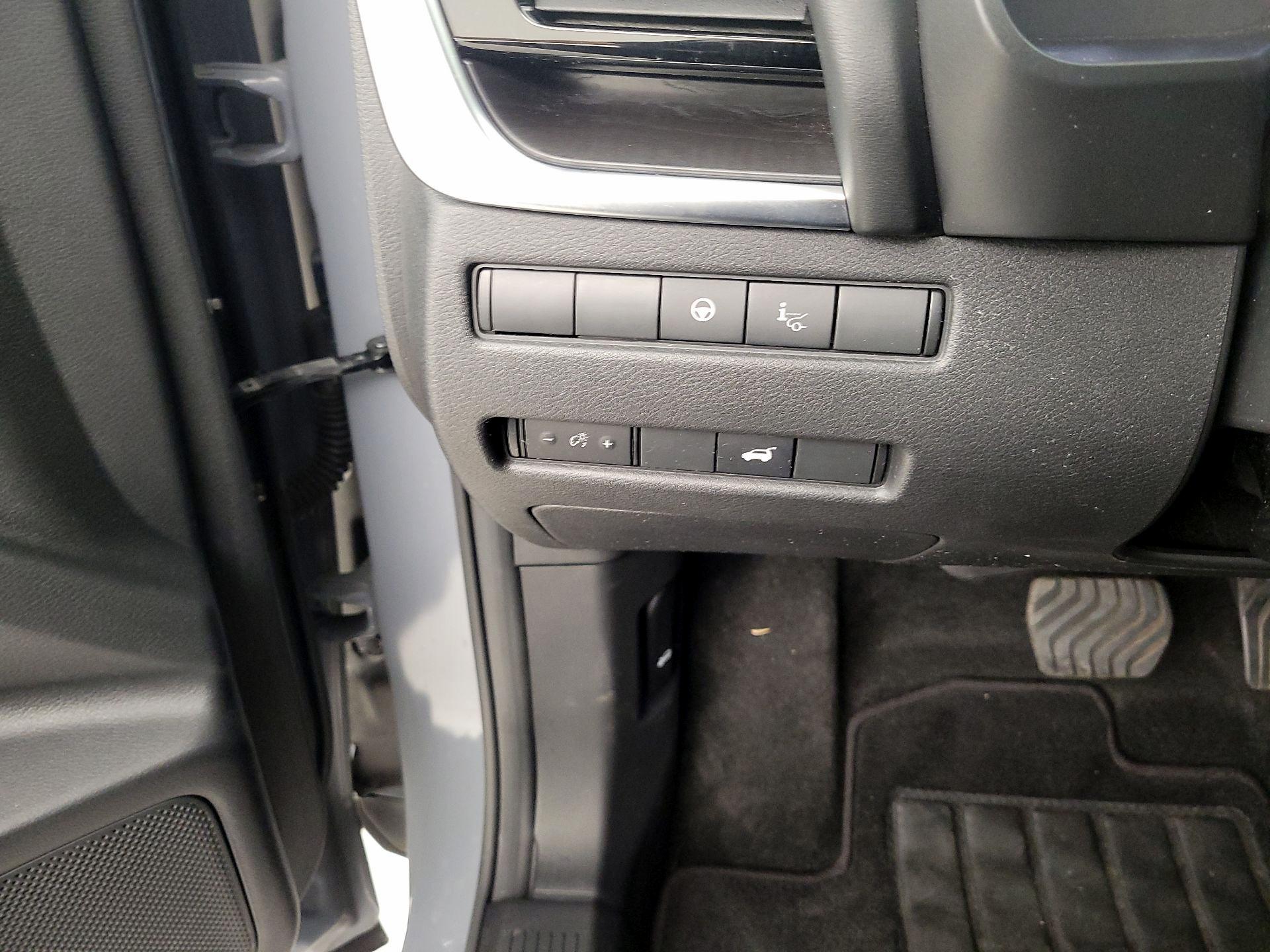 Thumbnail: 2022 Nissan Rogue - 13