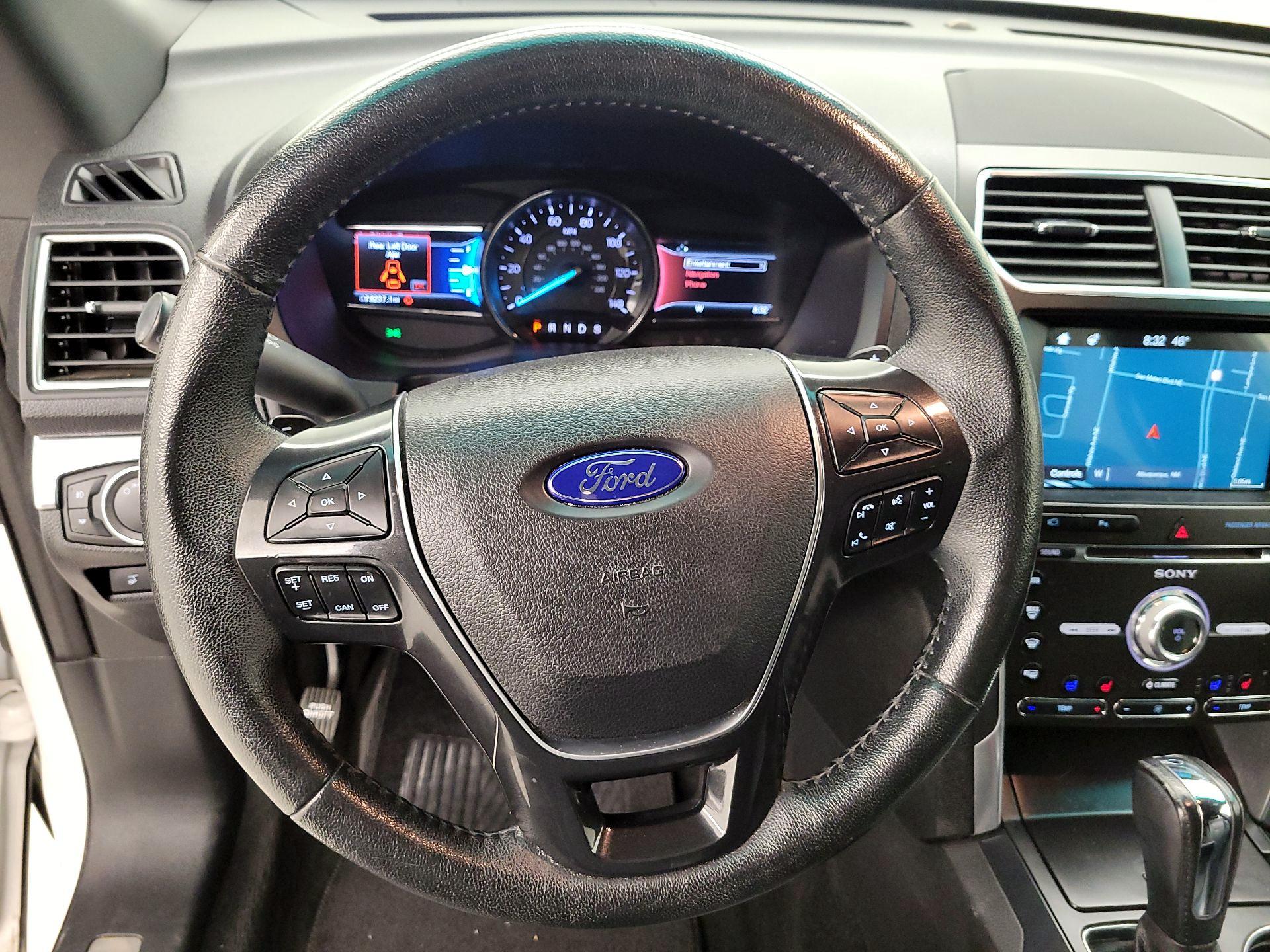 Thumbnail: 2017 Ford Explorer - 10