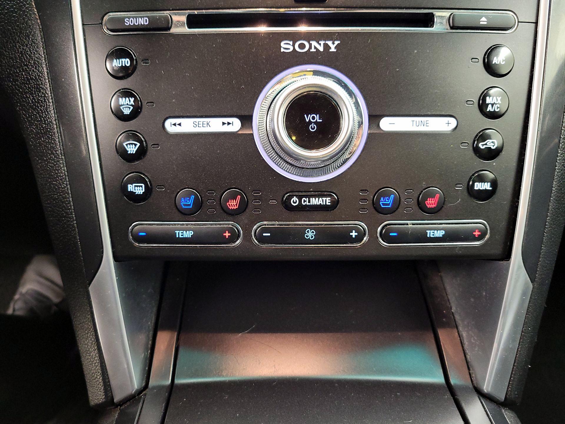 Thumbnail: 2017 Ford Explorer - 17