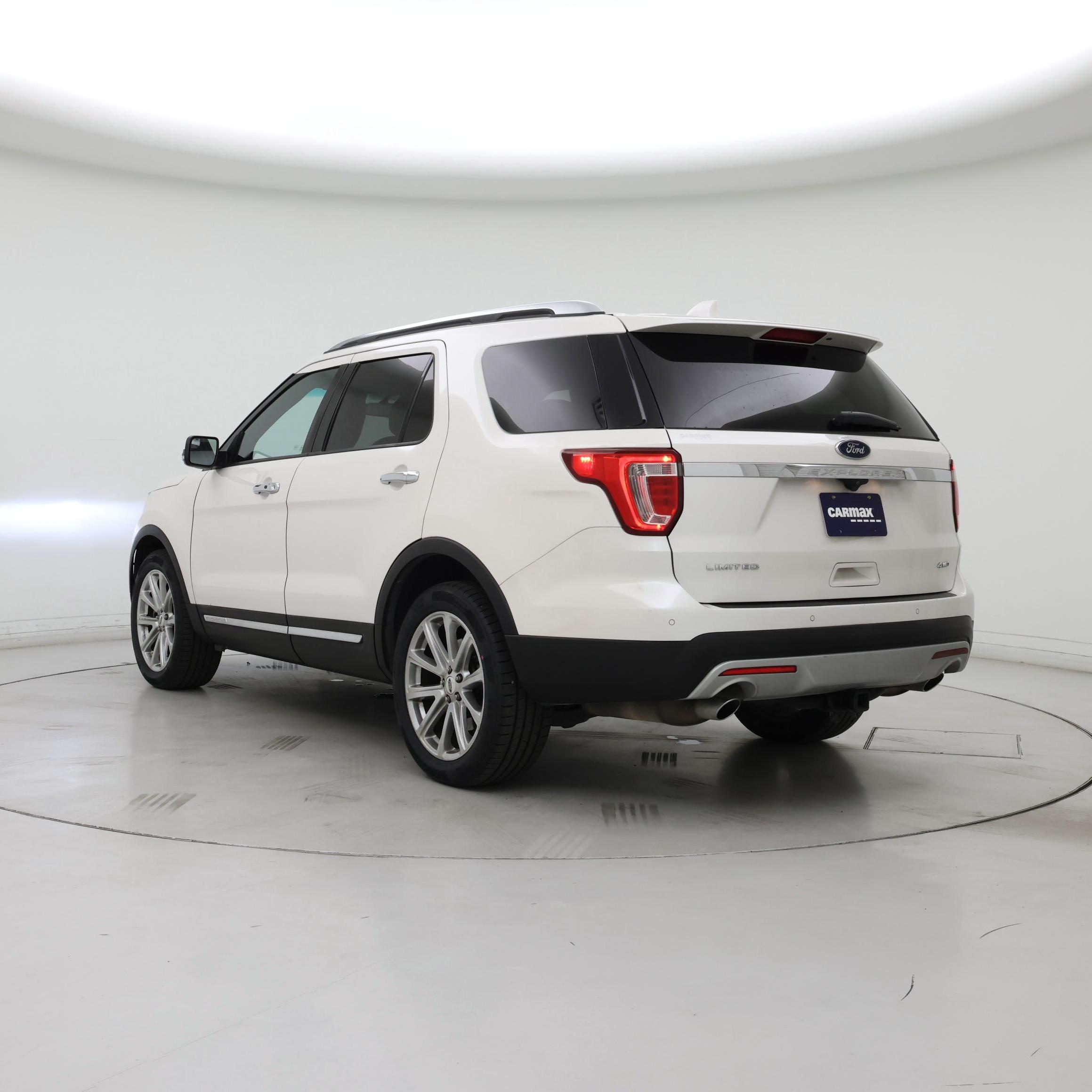 Thumbnail: 2017 Ford Explorer - 2