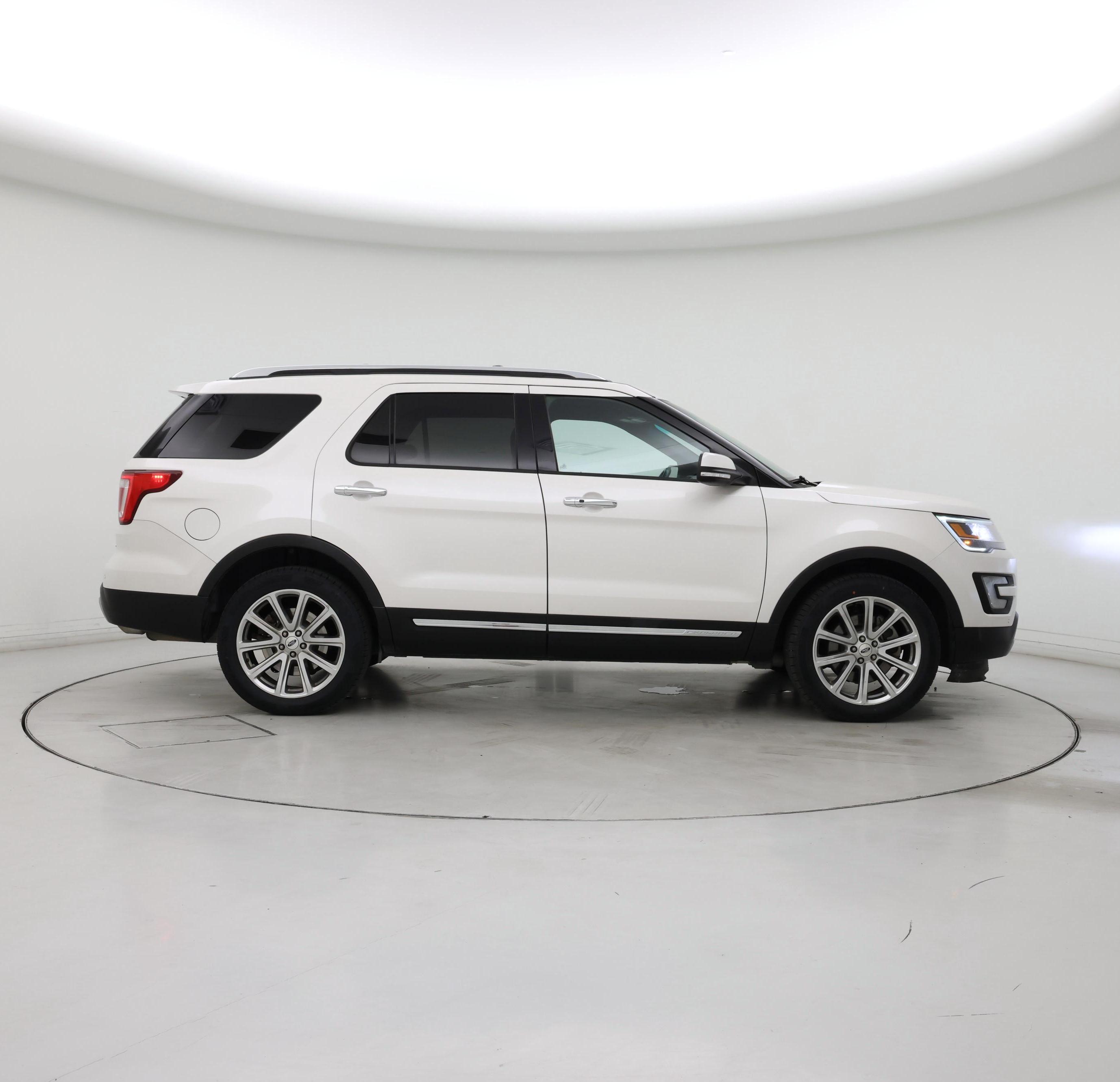 Thumbnail: 2017 Ford Explorer - 7