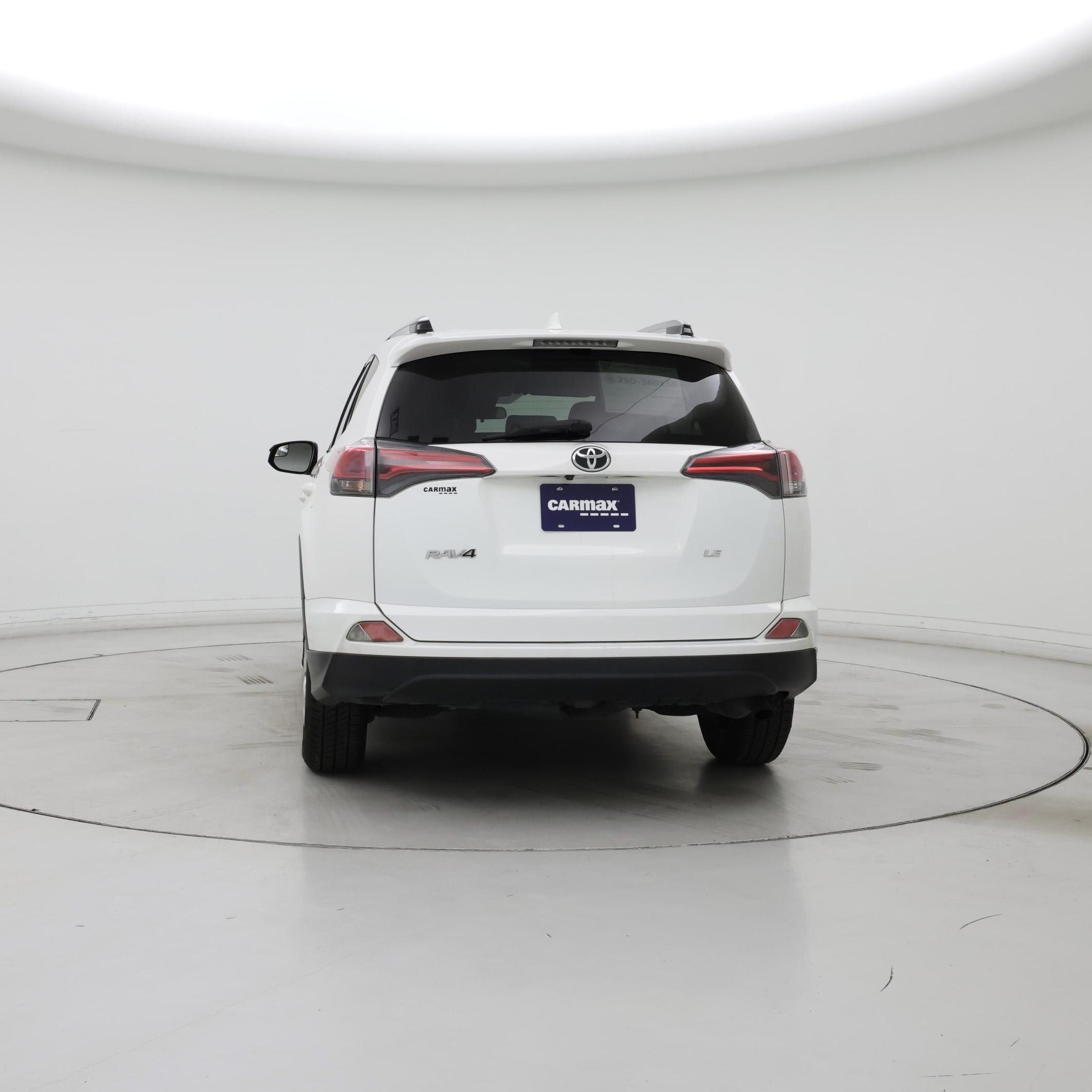 Thumbnail: 2017 Toyota RAV4 - 6