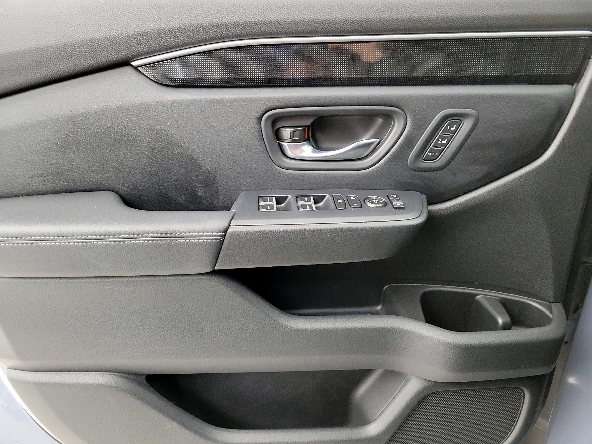 Thumbnail: 2023 Honda Pilot - 12