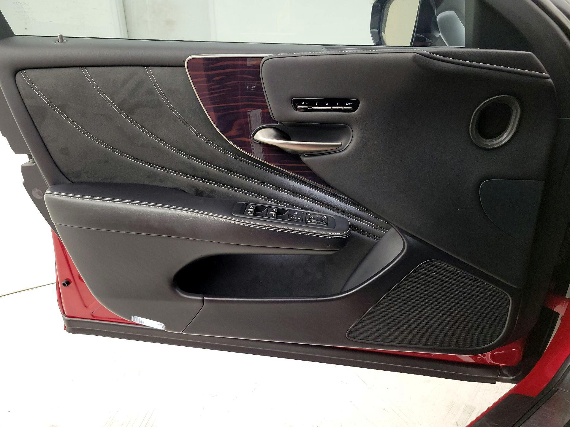 Thumbnail: 2018 Lexus LS - 12