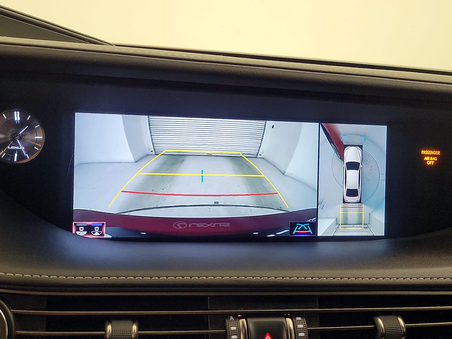 Thumbnail: 2018 Lexus LS - 15