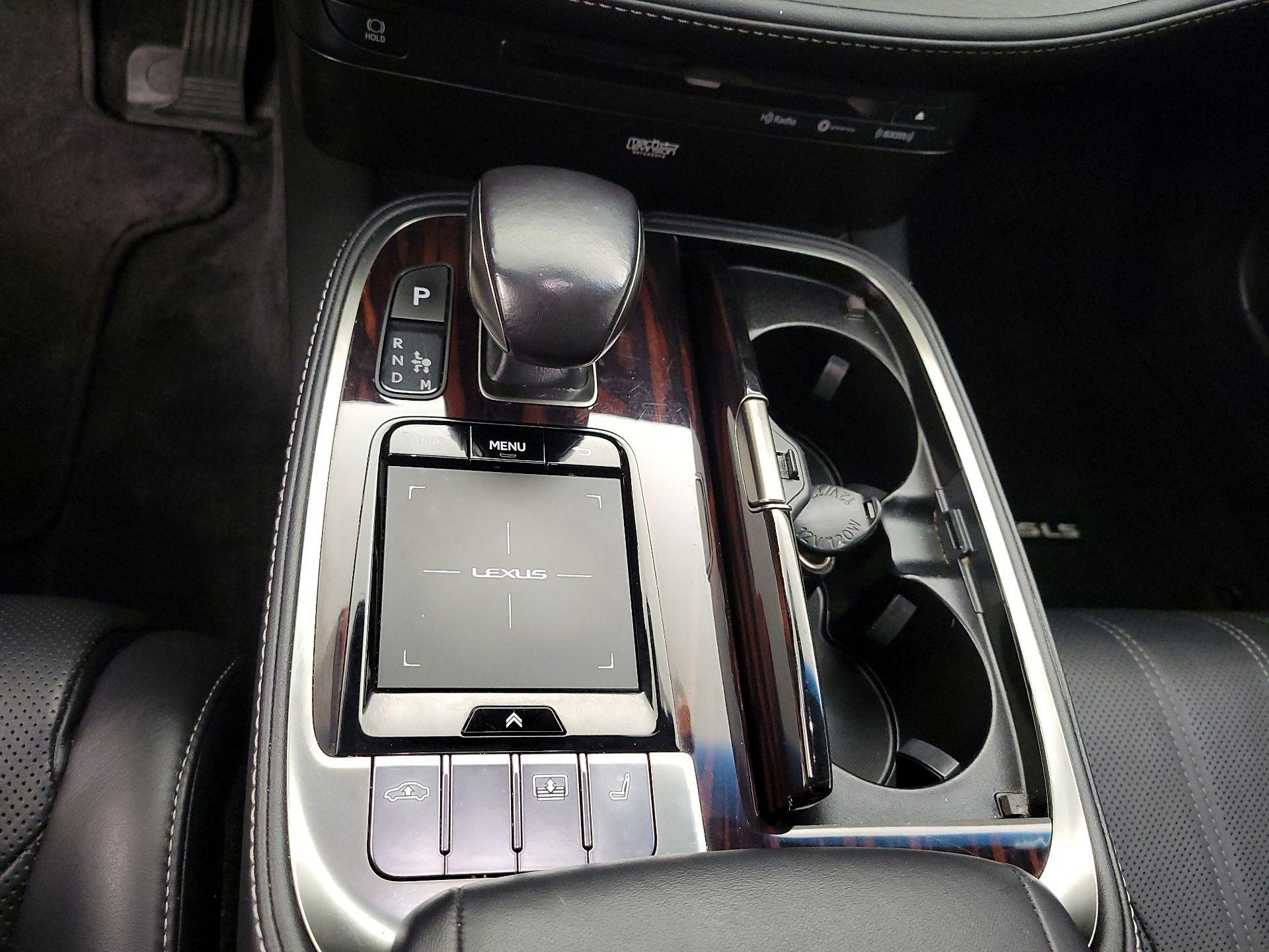 Thumbnail: 2018 Lexus LS - 18