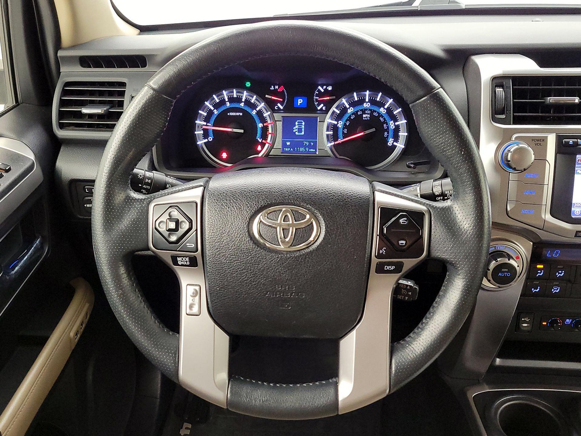 Thumbnail: 2015 Toyota 4Runner - 10