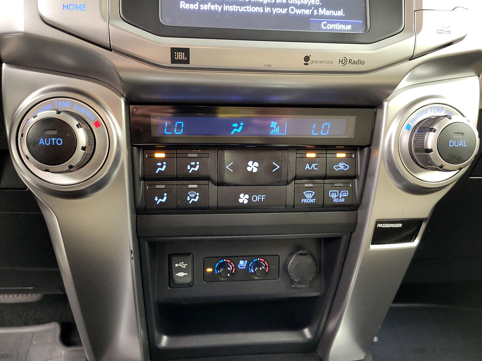 Thumbnail: 2015 Toyota 4Runner - 17