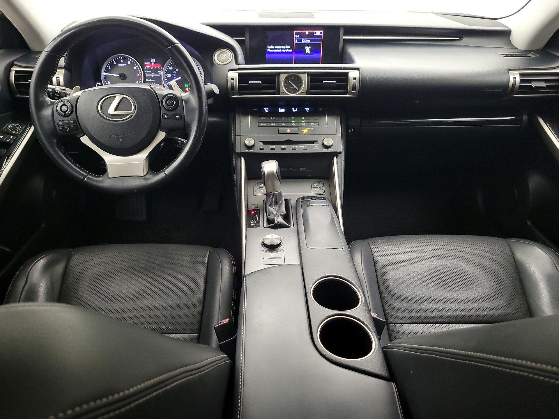 Thumbnail: 2015 Lexus IS - 9