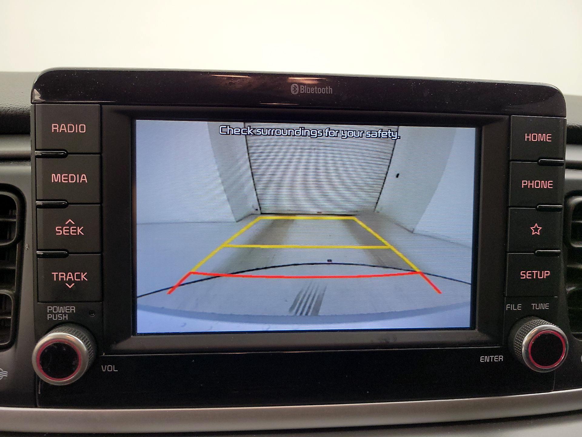 Thumbnail: 2020 Kia Rio - 14