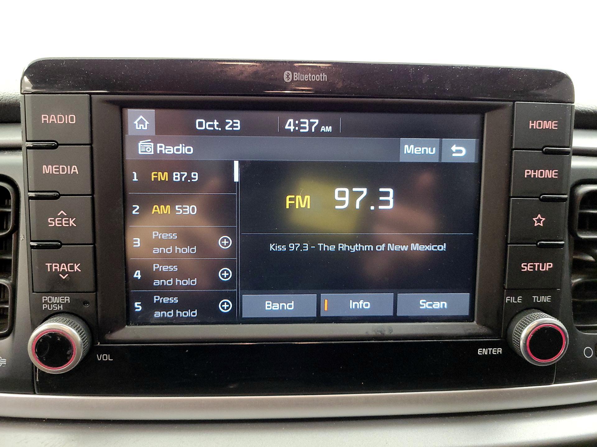 Thumbnail: 2020 Kia Rio - 15