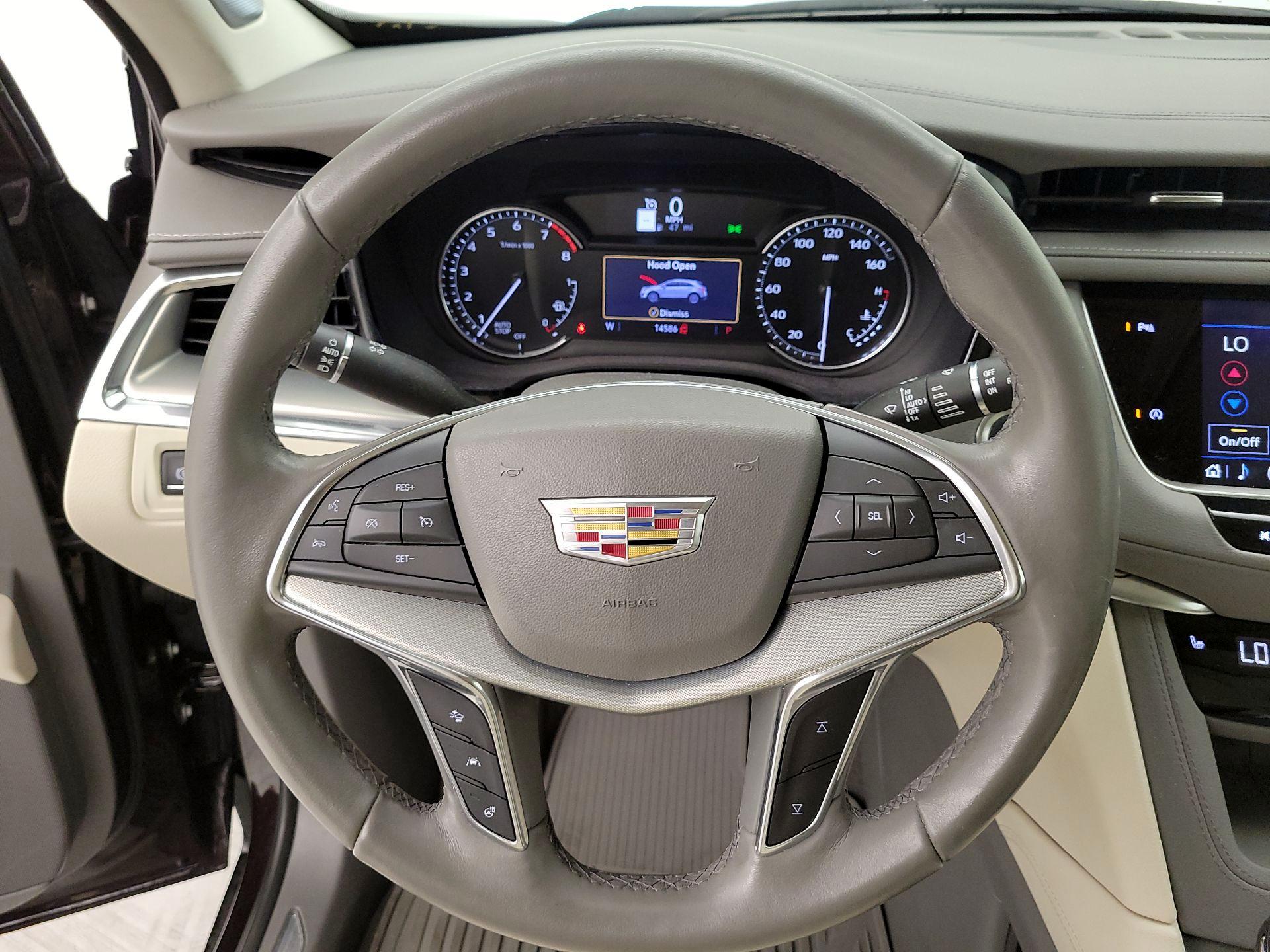 Thumbnail: 2021 Cadillac XT5 - 10