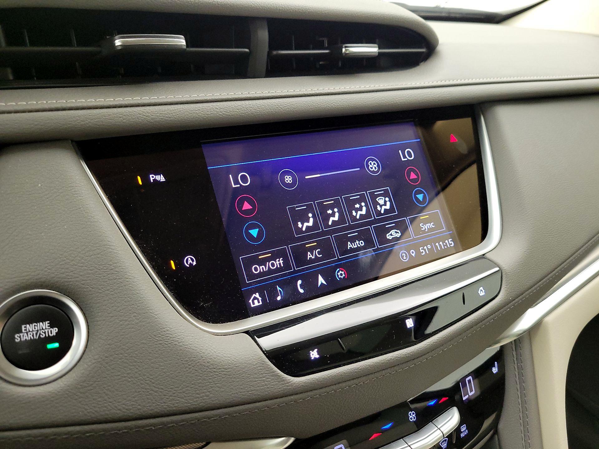 Thumbnail: 2021 Cadillac XT5 - 15