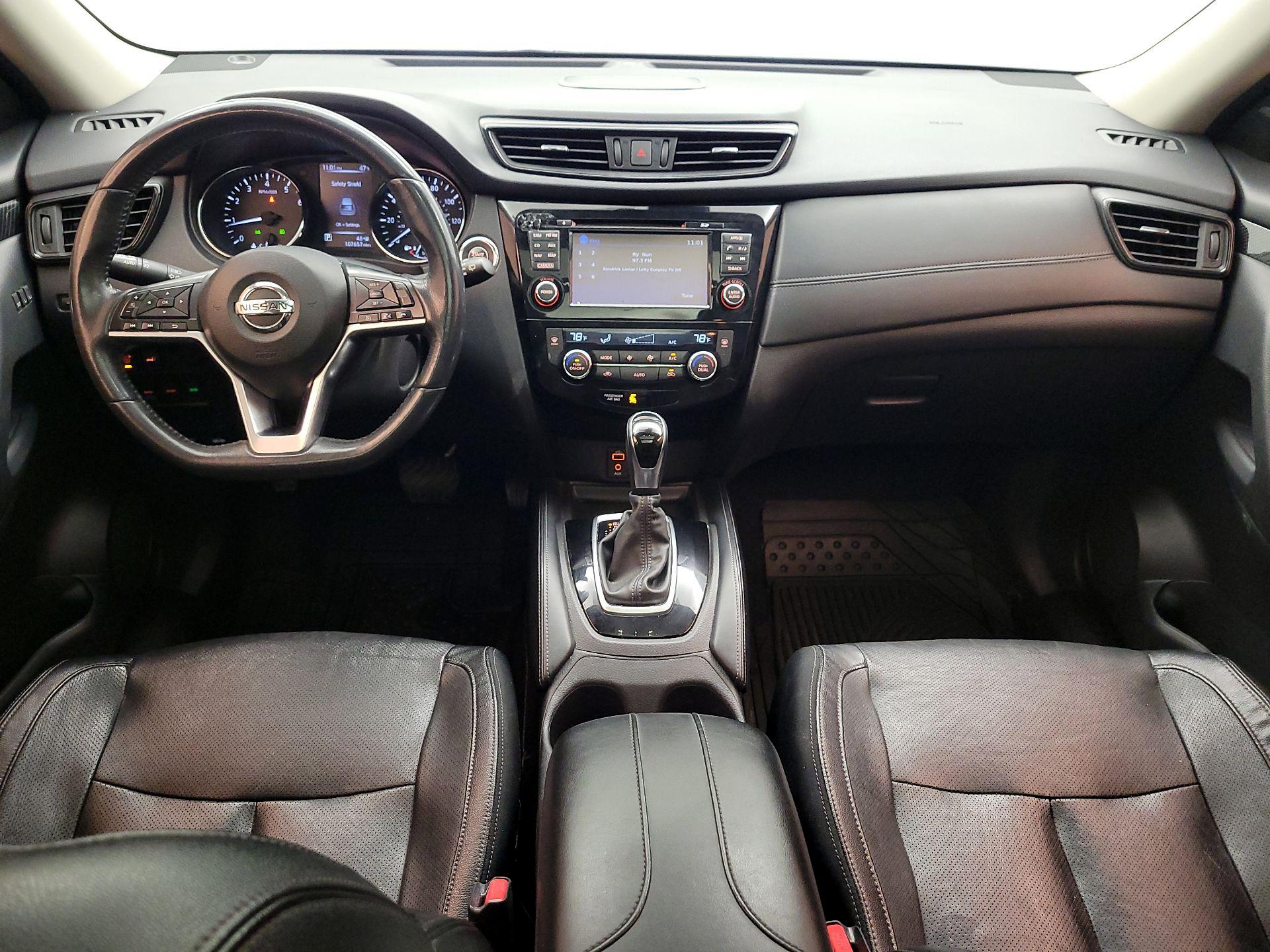 Thumbnail: 2017 Nissan Rogue - 9