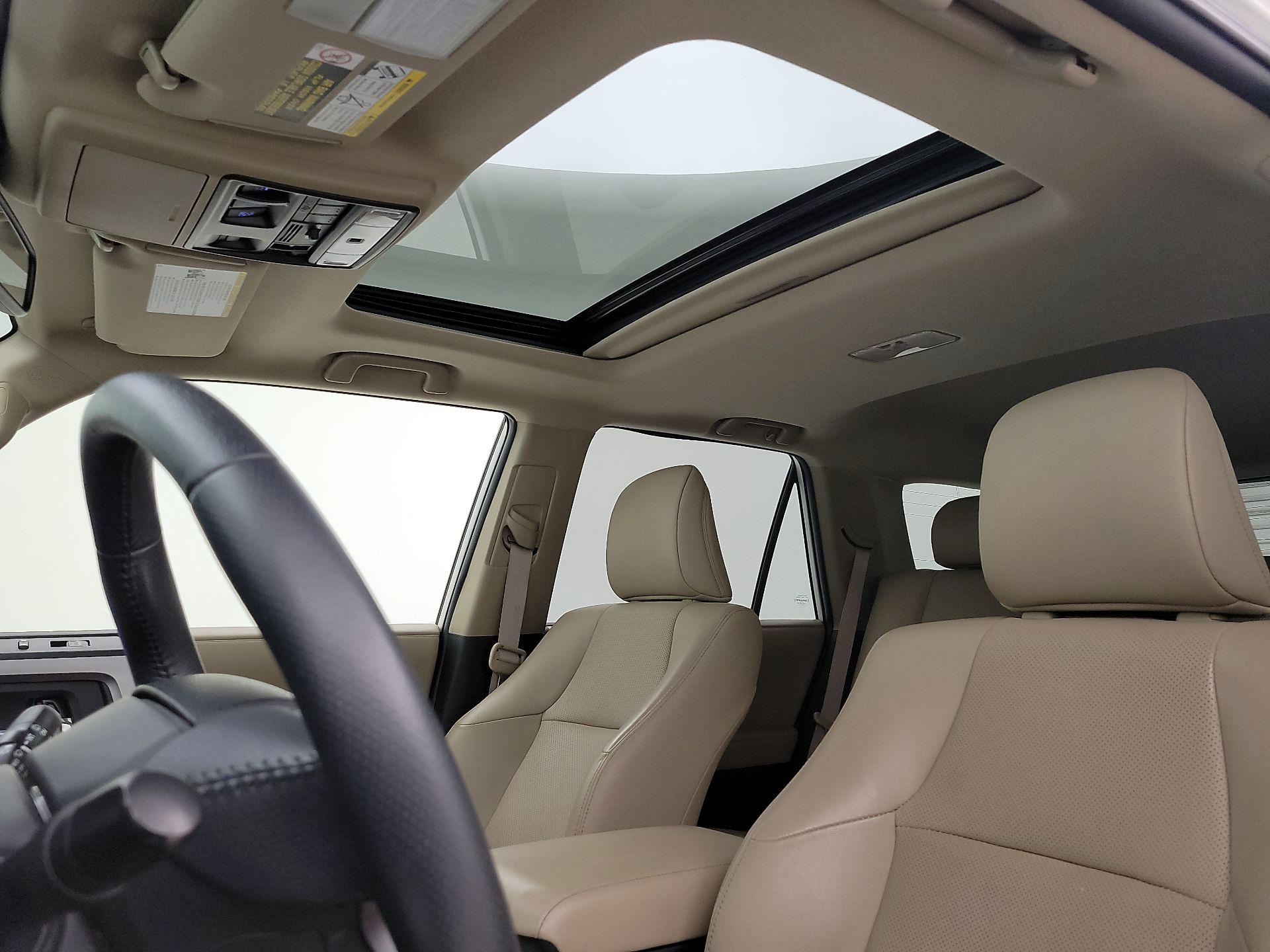 Thumbnail: 2022 Toyota 4Runner - 20