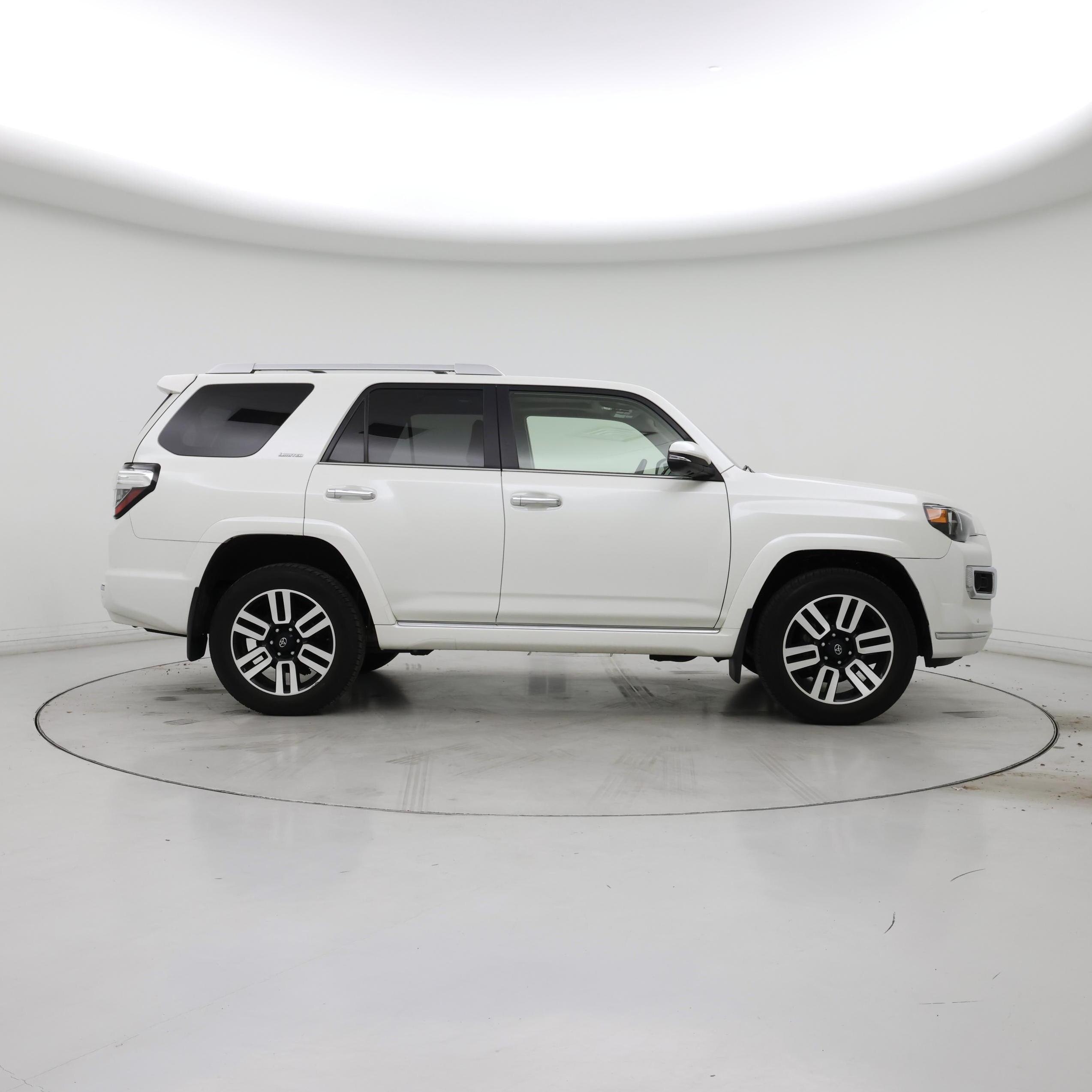 Thumbnail: 2022 Toyota 4Runner - 7