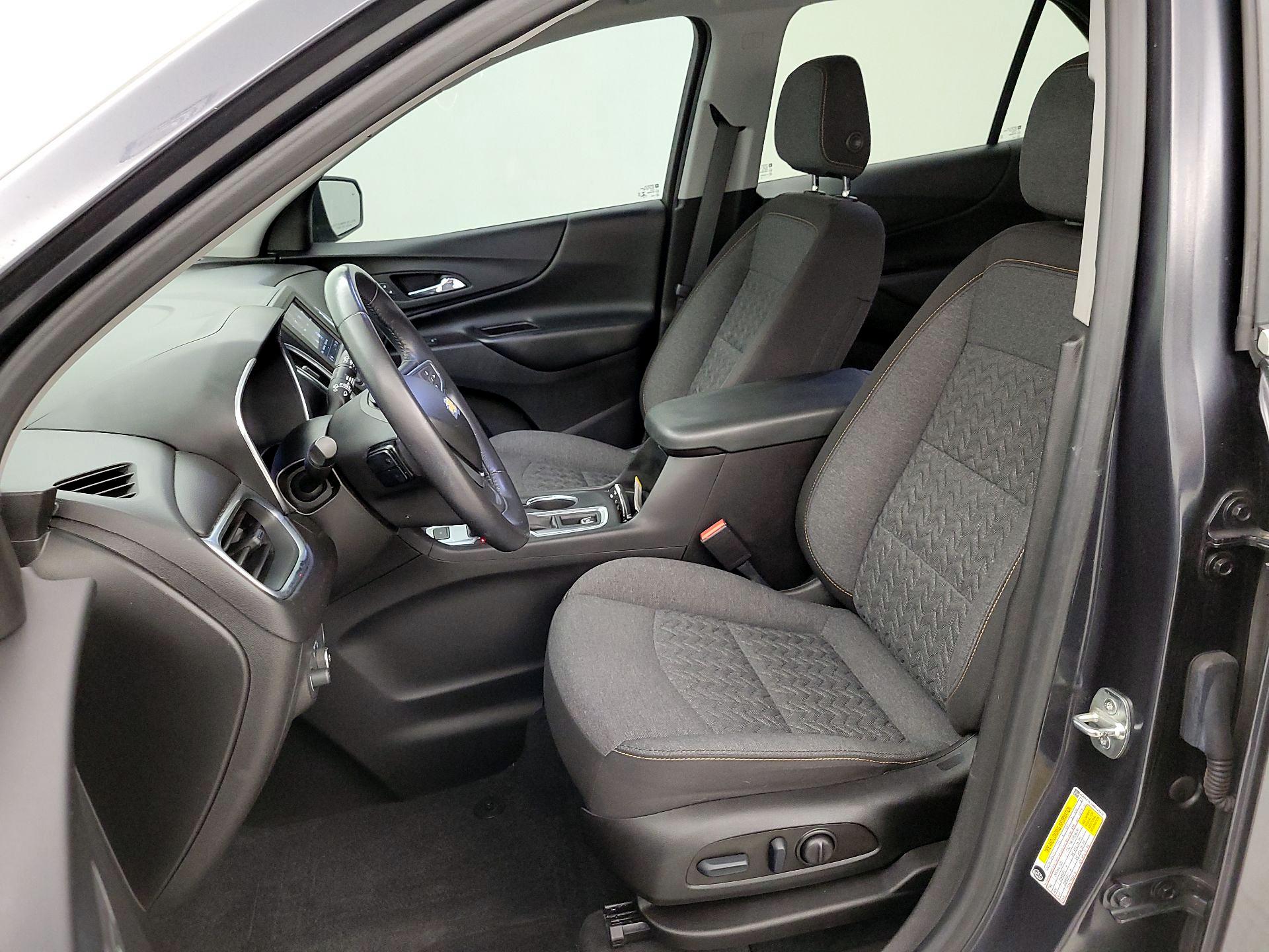 Thumbnail: 2022 Chevrolet Equinox - 11